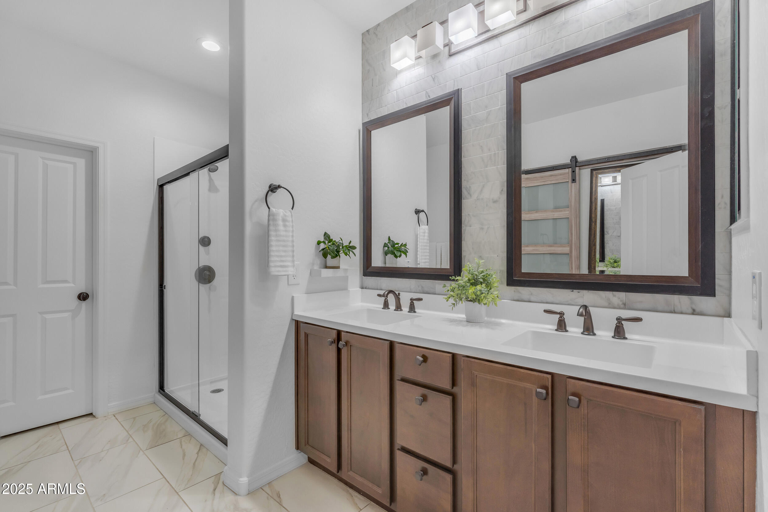 9853 E SOLSTICE Avenue