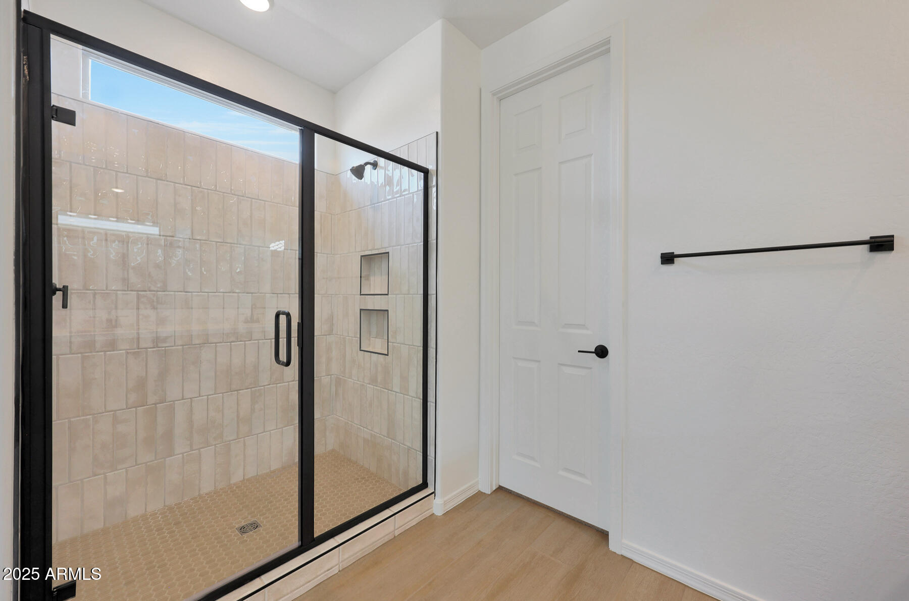 866 W Riparian Drive