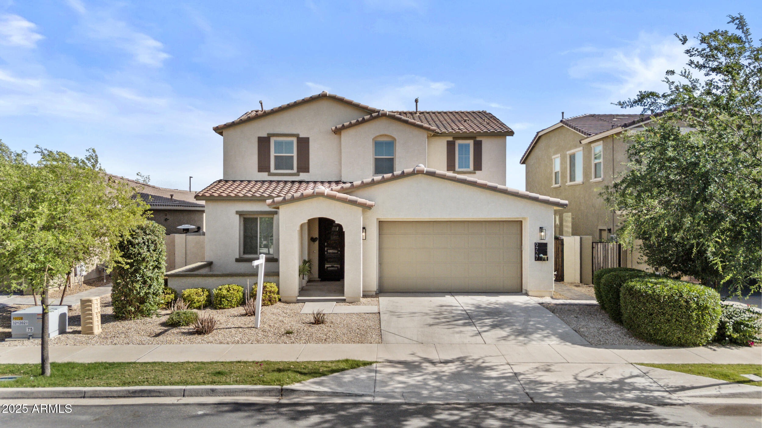 9727 E TORINO Avenue