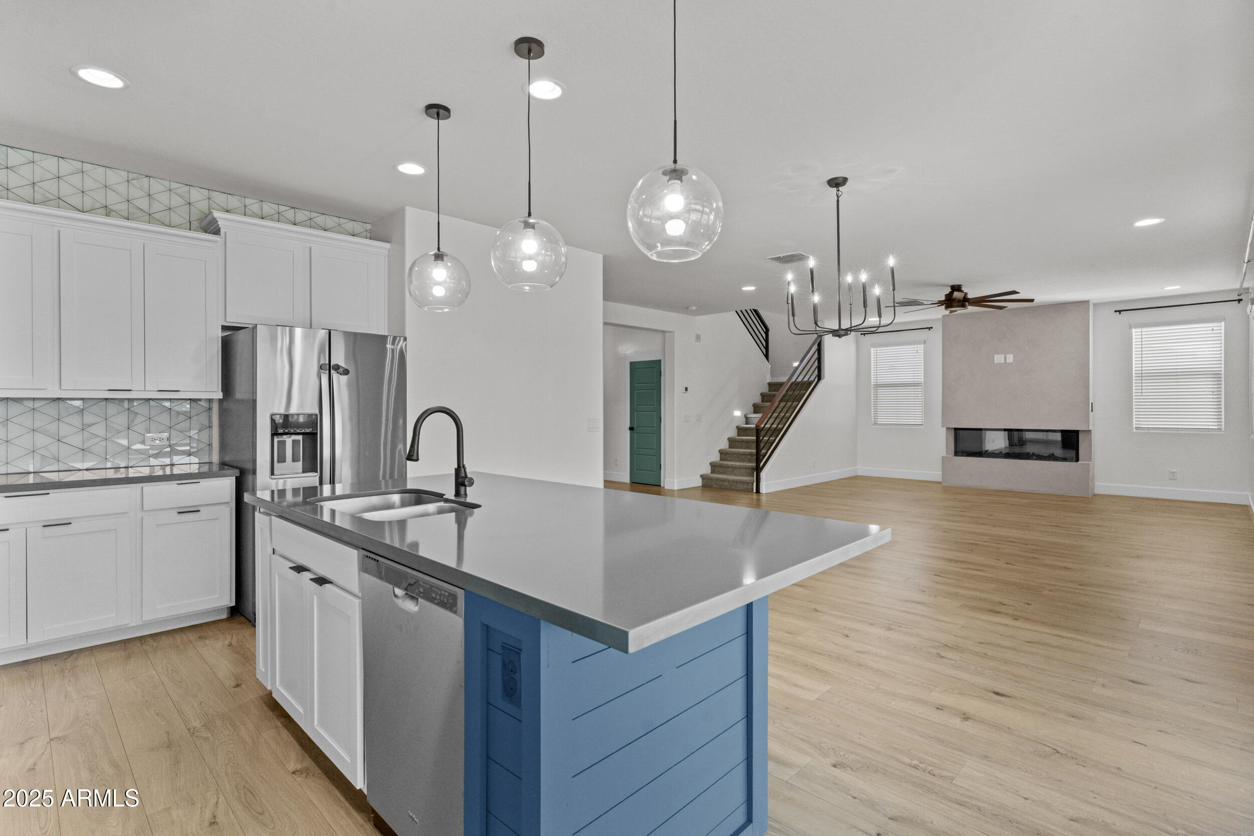 9727 E TORINO Avenue