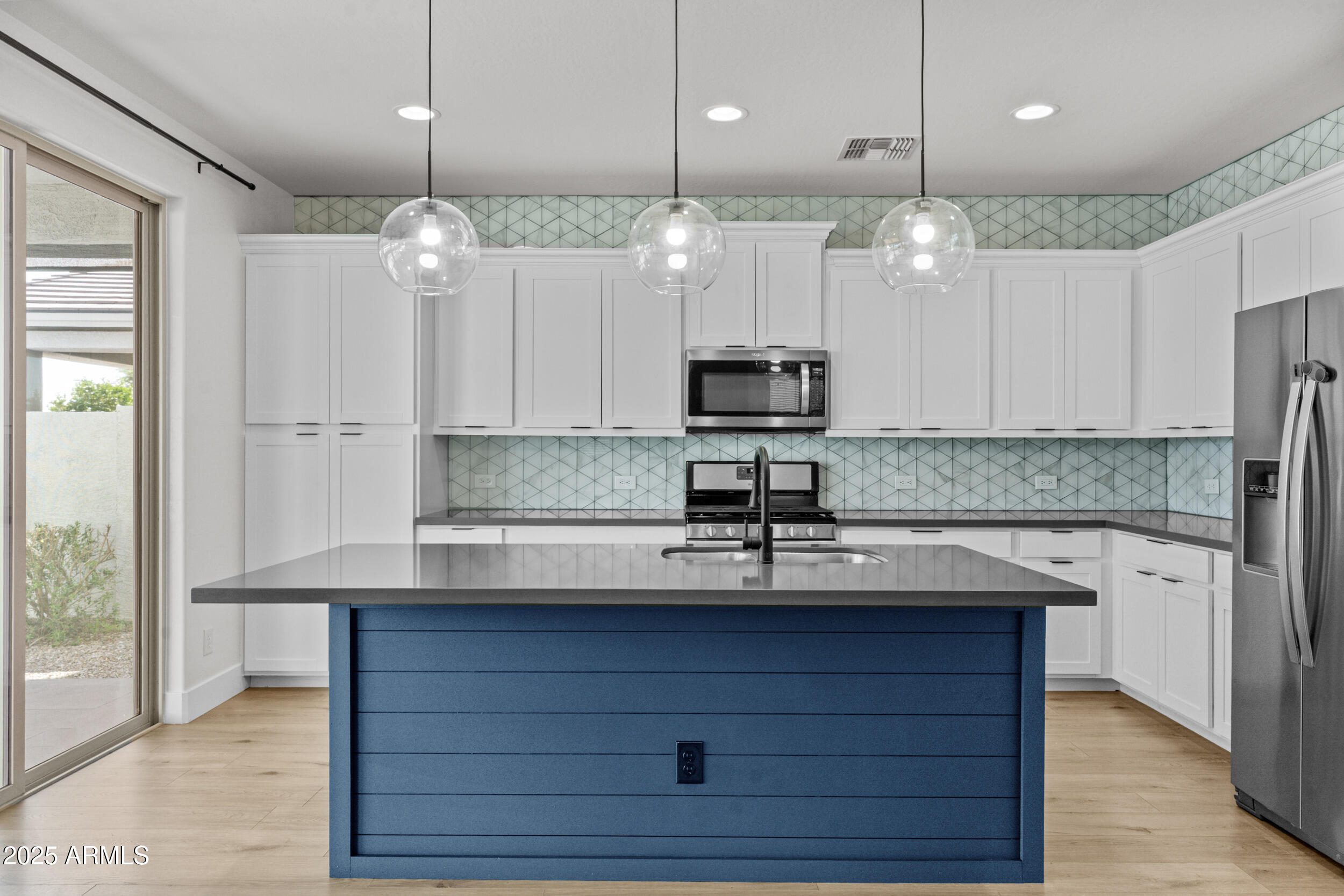 9727 E TORINO Avenue