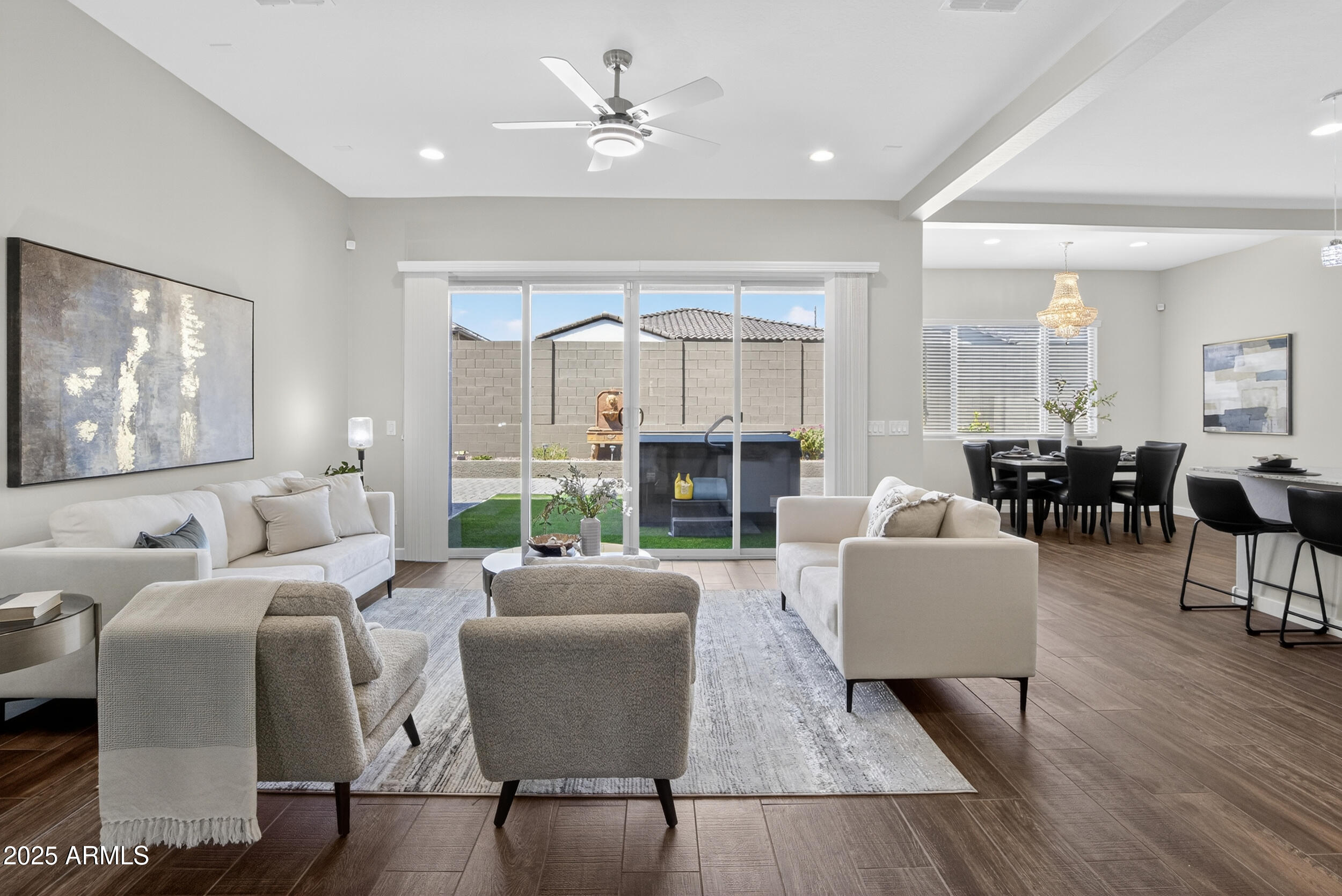 18916 W LAUREL Lane
