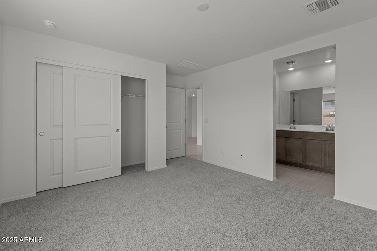 18221 E ZUZA Drive