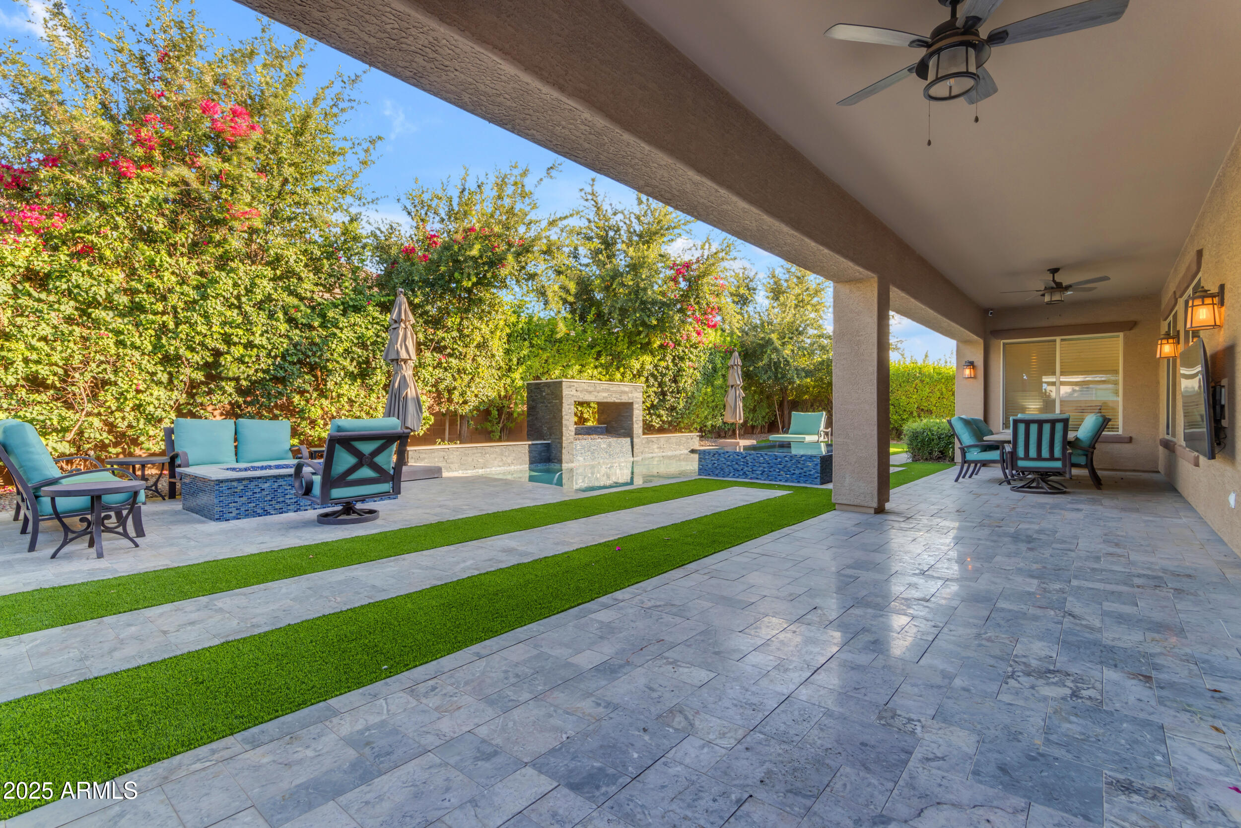 2219 E GALILEO Drive