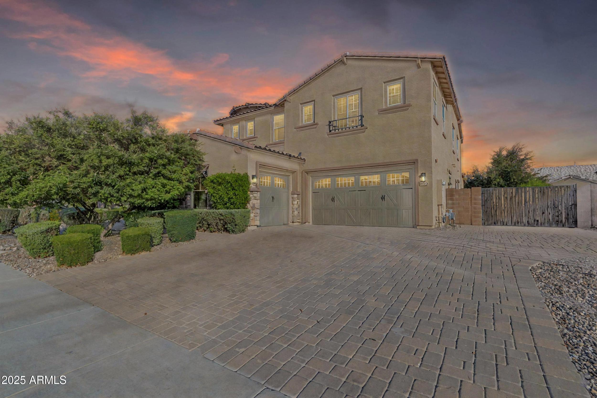 2219 E GALILEO Drive