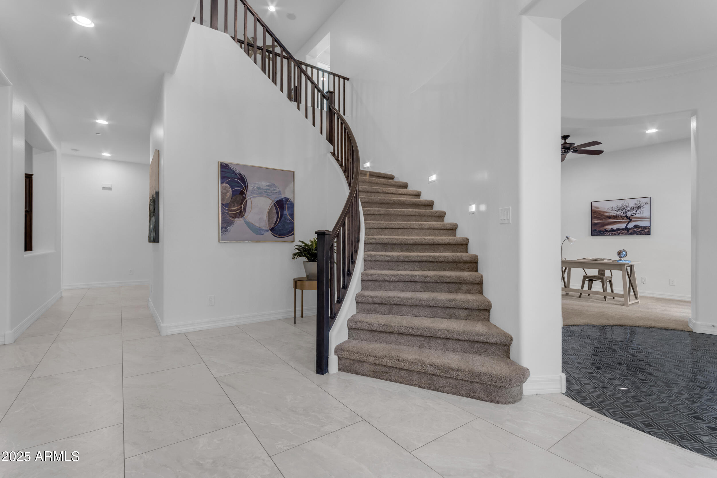 2219 E GALILEO Drive