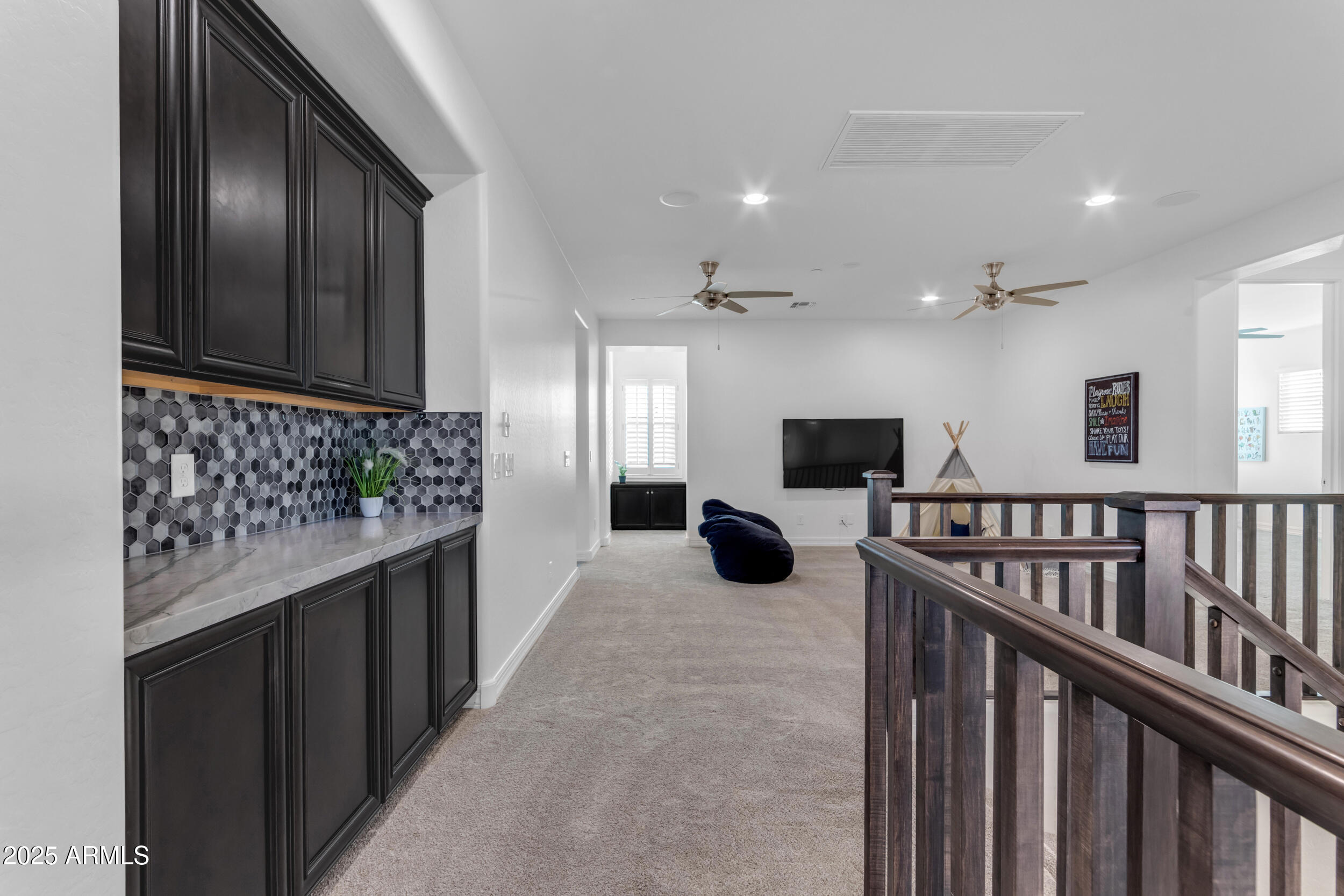 2219 E GALILEO Drive