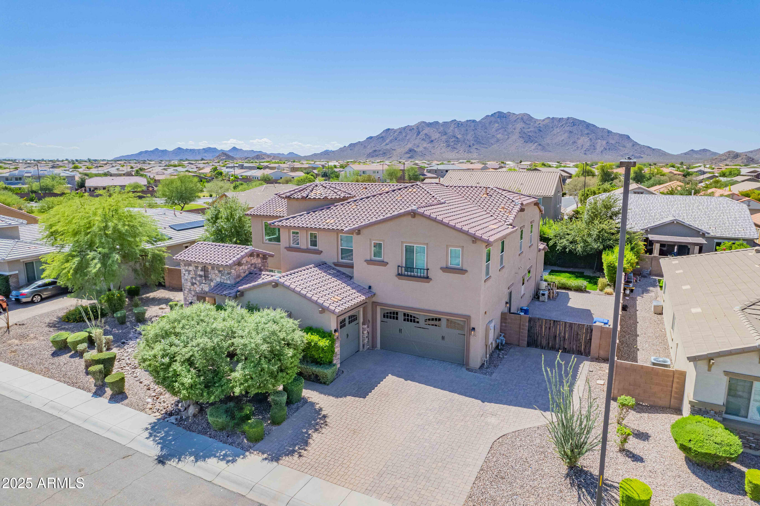 2219 E GALILEO Drive