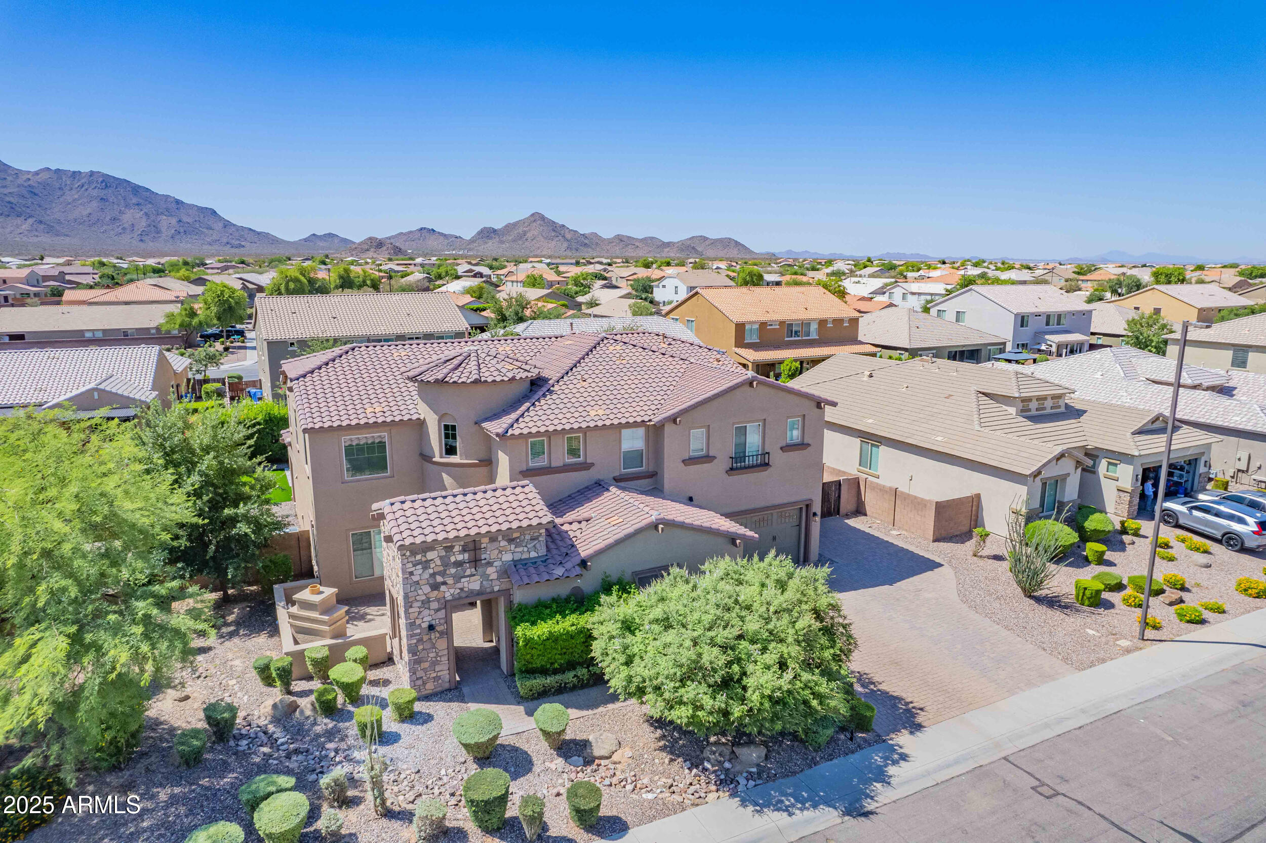 2219 E GALILEO Drive