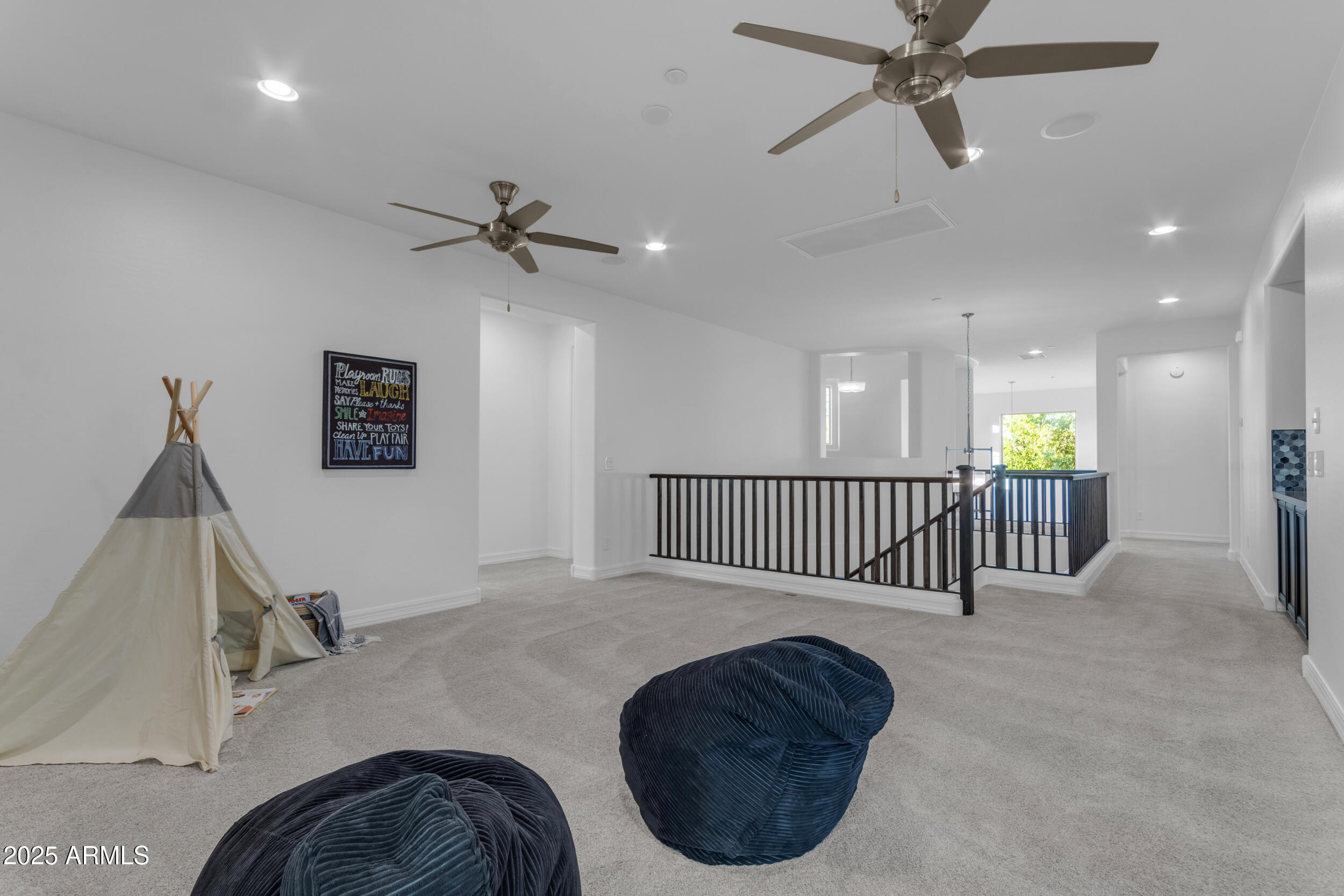 2219 E GALILEO Drive