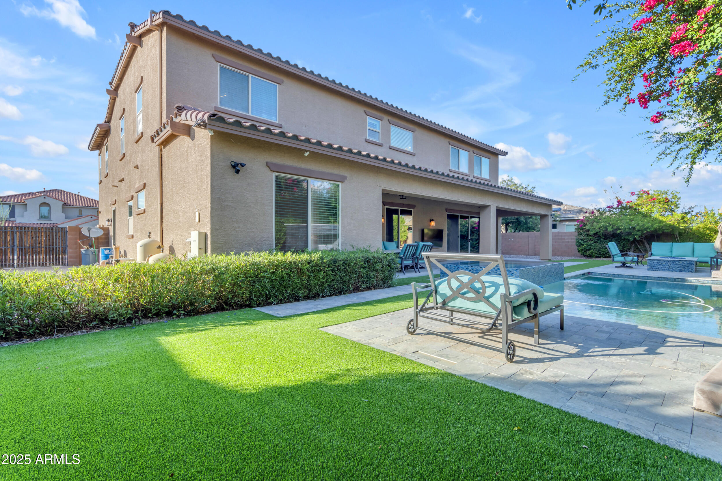 2219 E GALILEO Drive