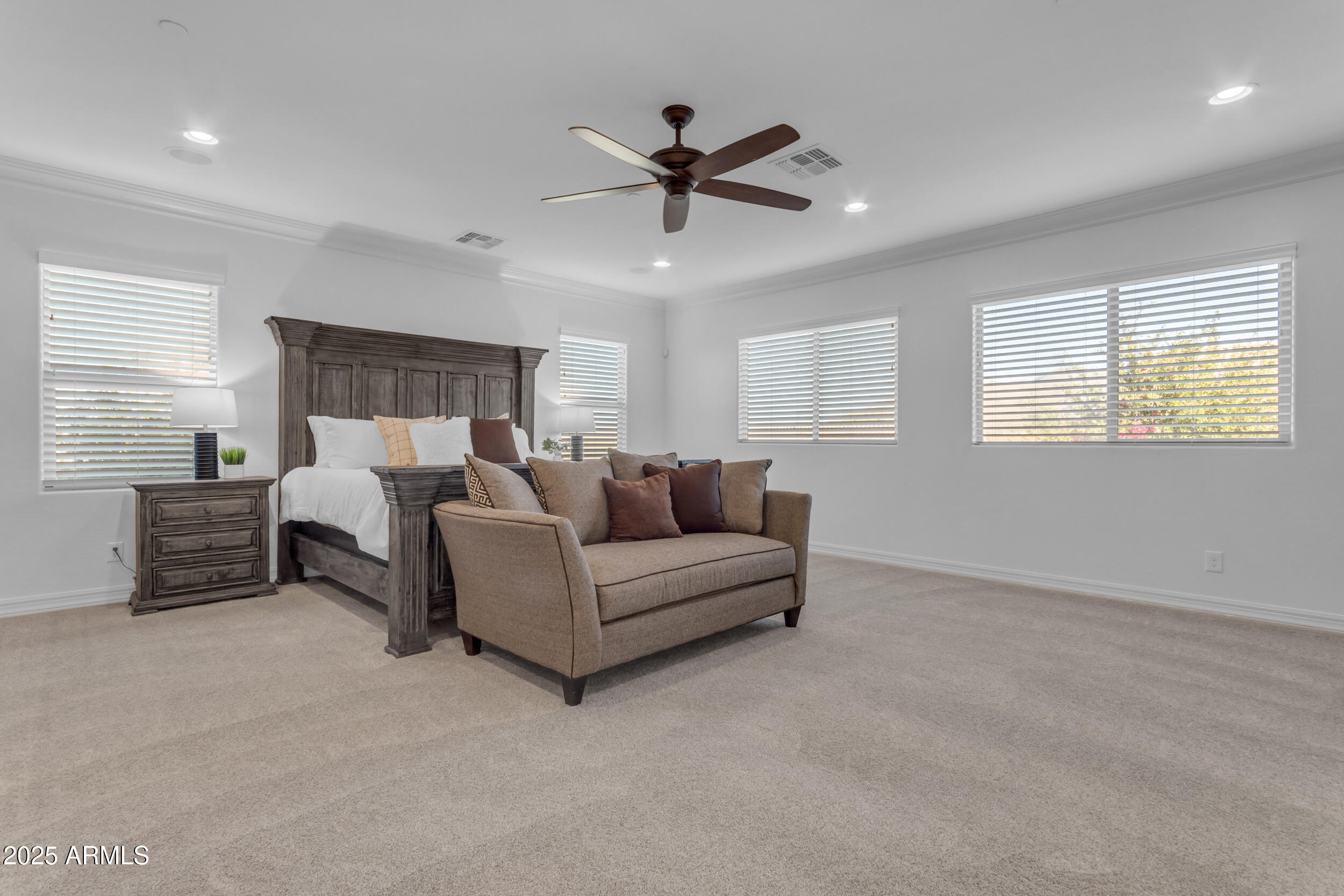 2219 E GALILEO Drive