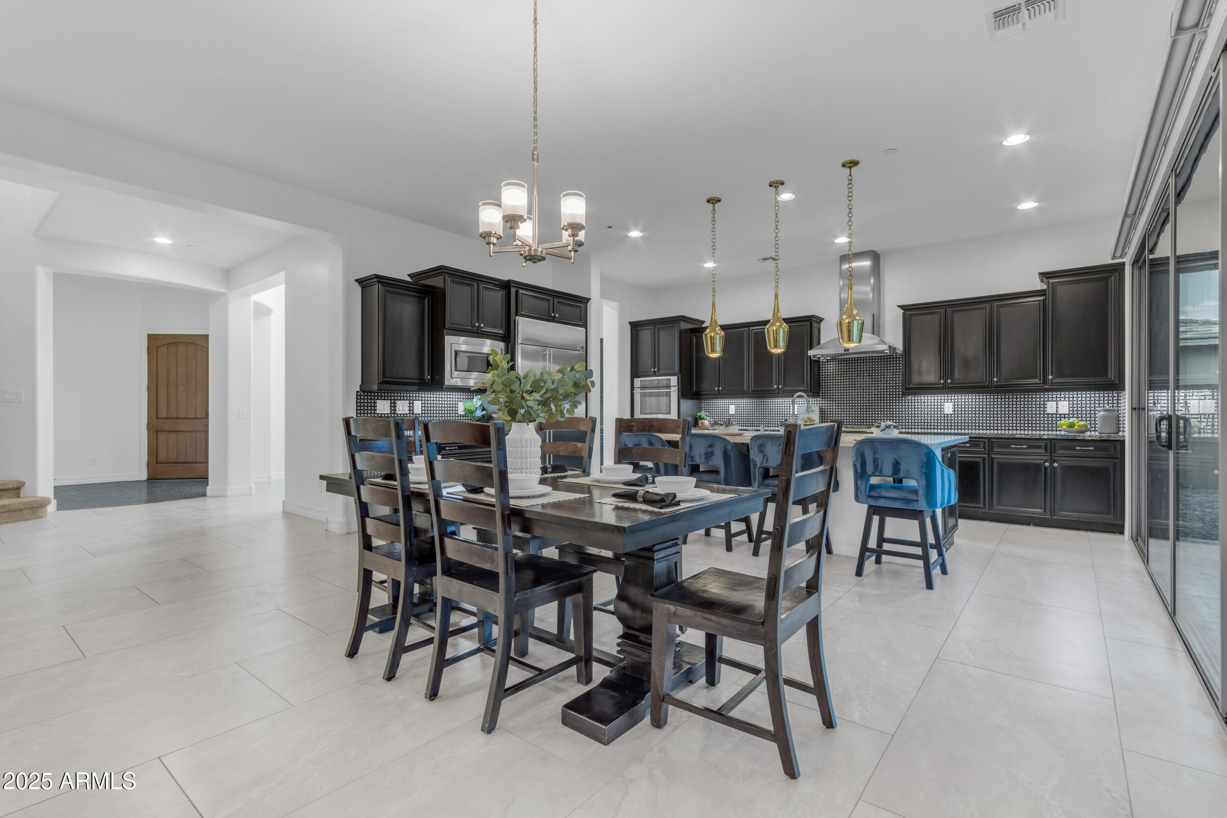 2219 E GALILEO Drive