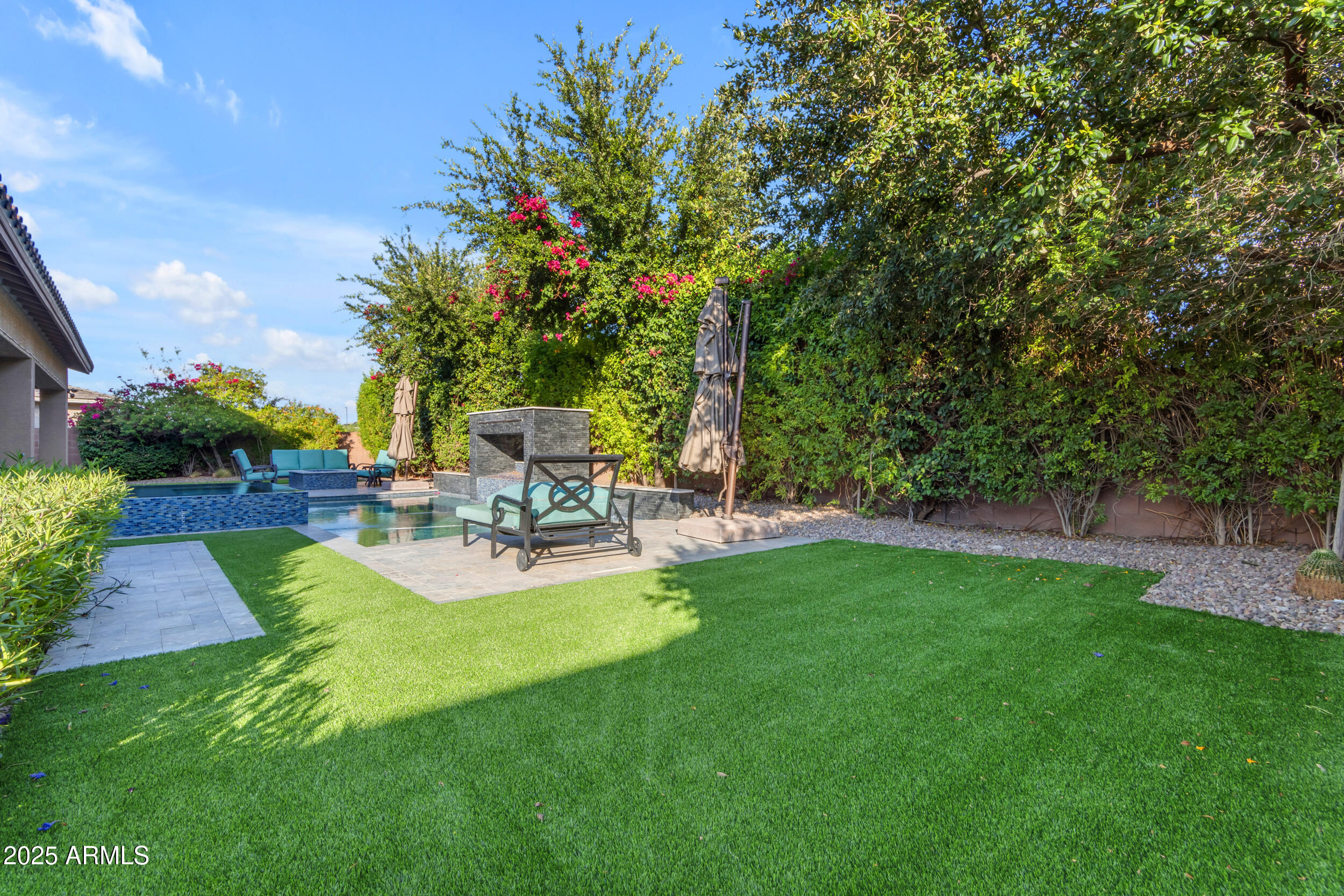 2219 E GALILEO Drive