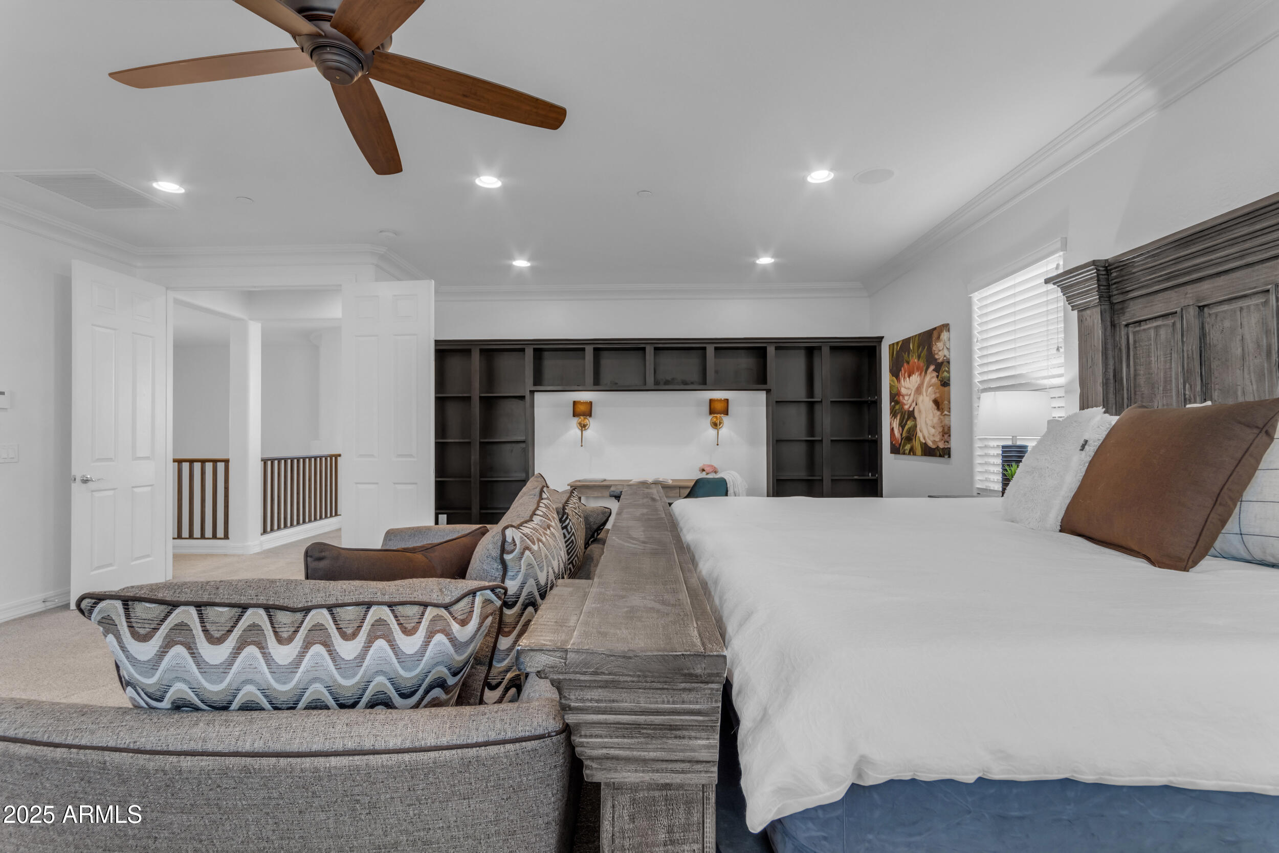 2219 E GALILEO Drive