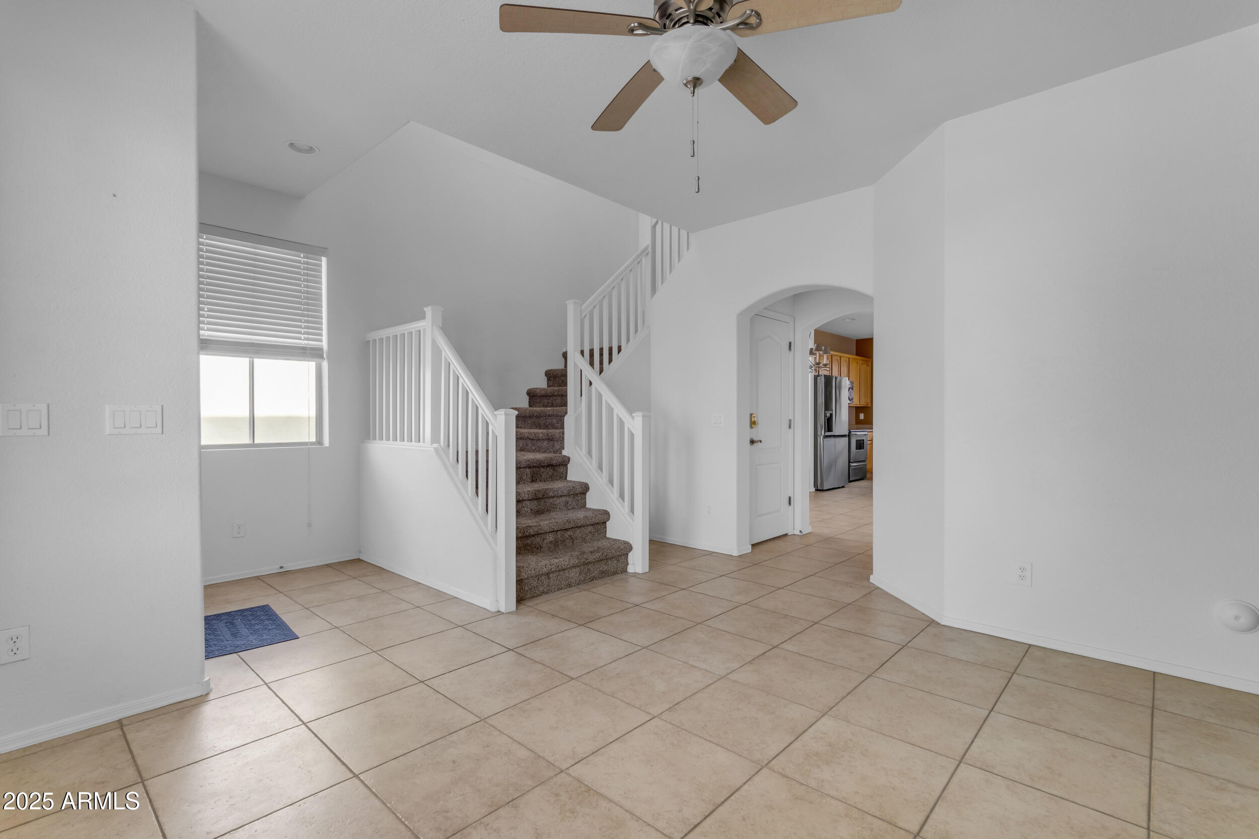 1837 E POLLACK Street