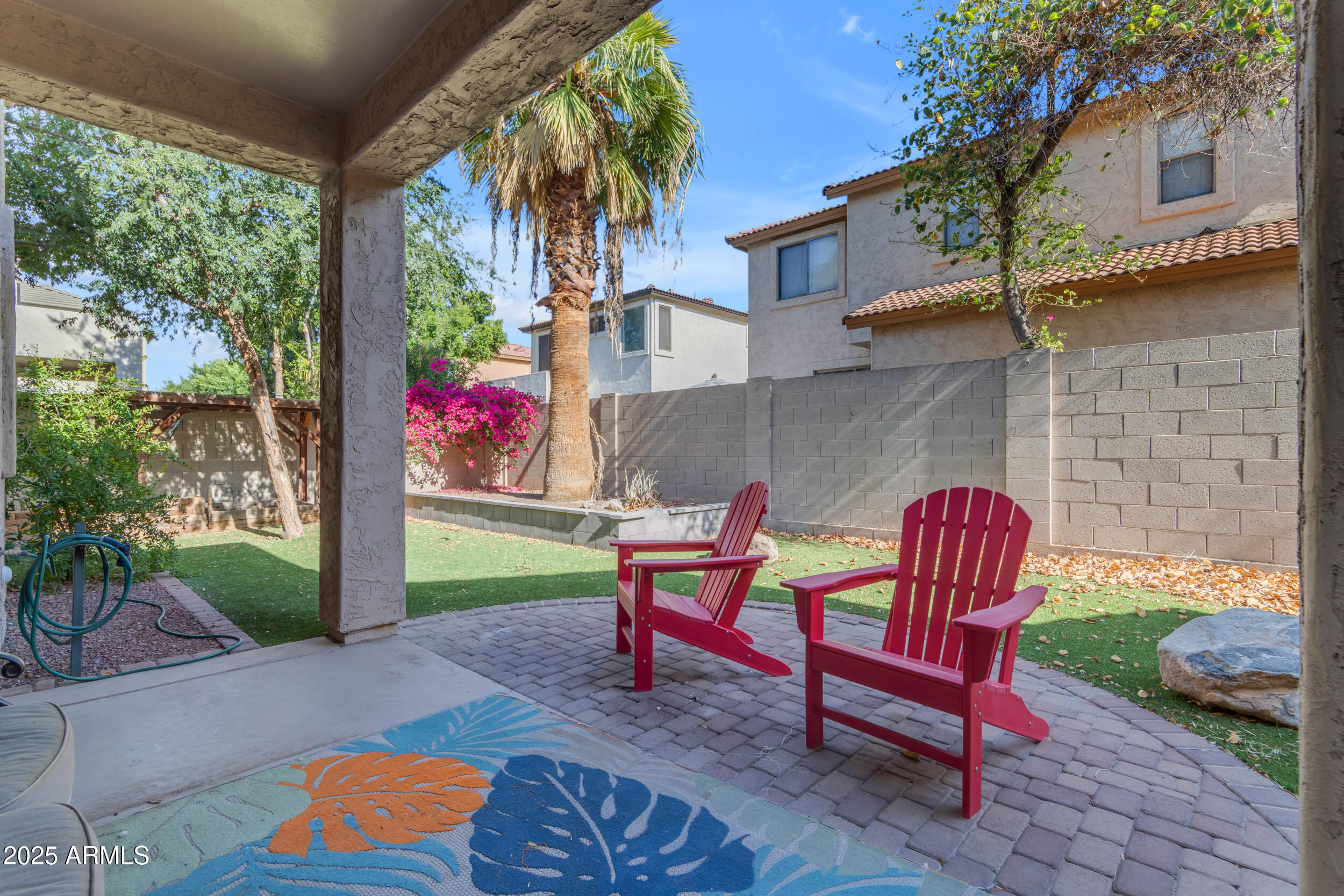 1837 E POLLACK Street