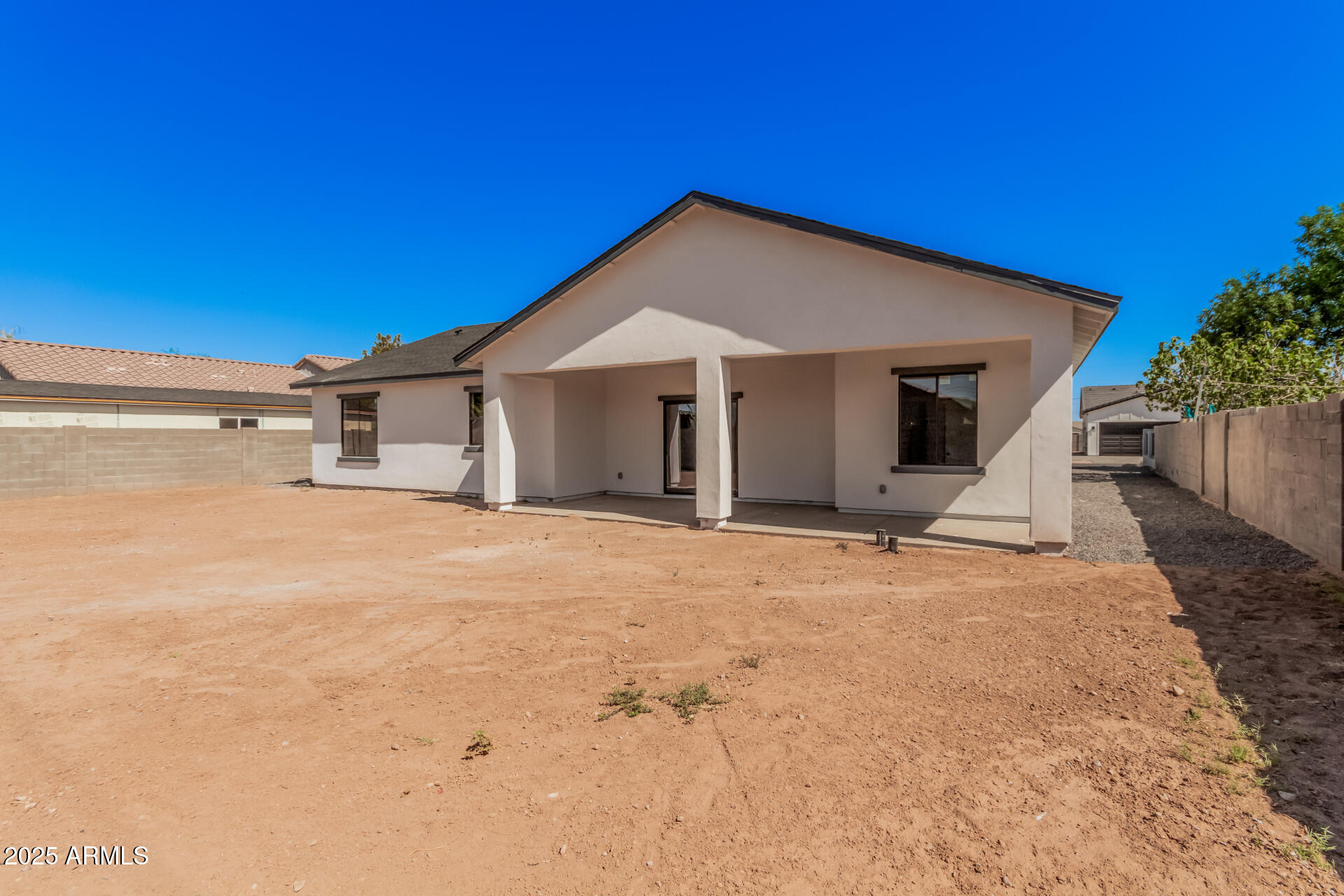 5499 E RED BIRD Lane