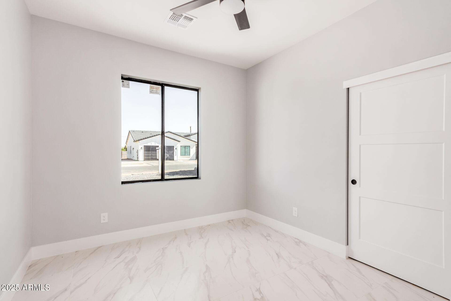 5499 E RED BIRD Lane