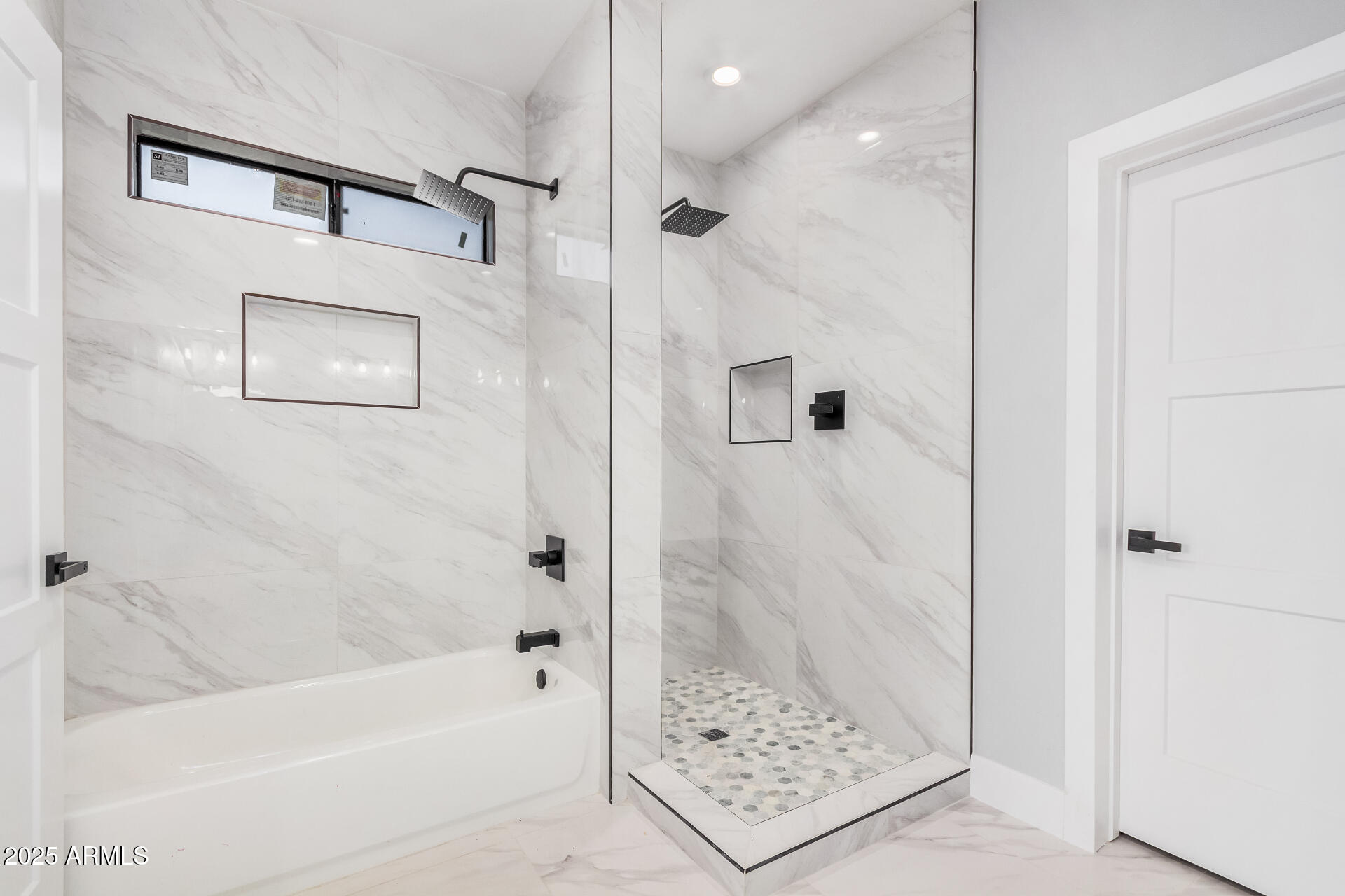 5499 E RED BIRD Lane