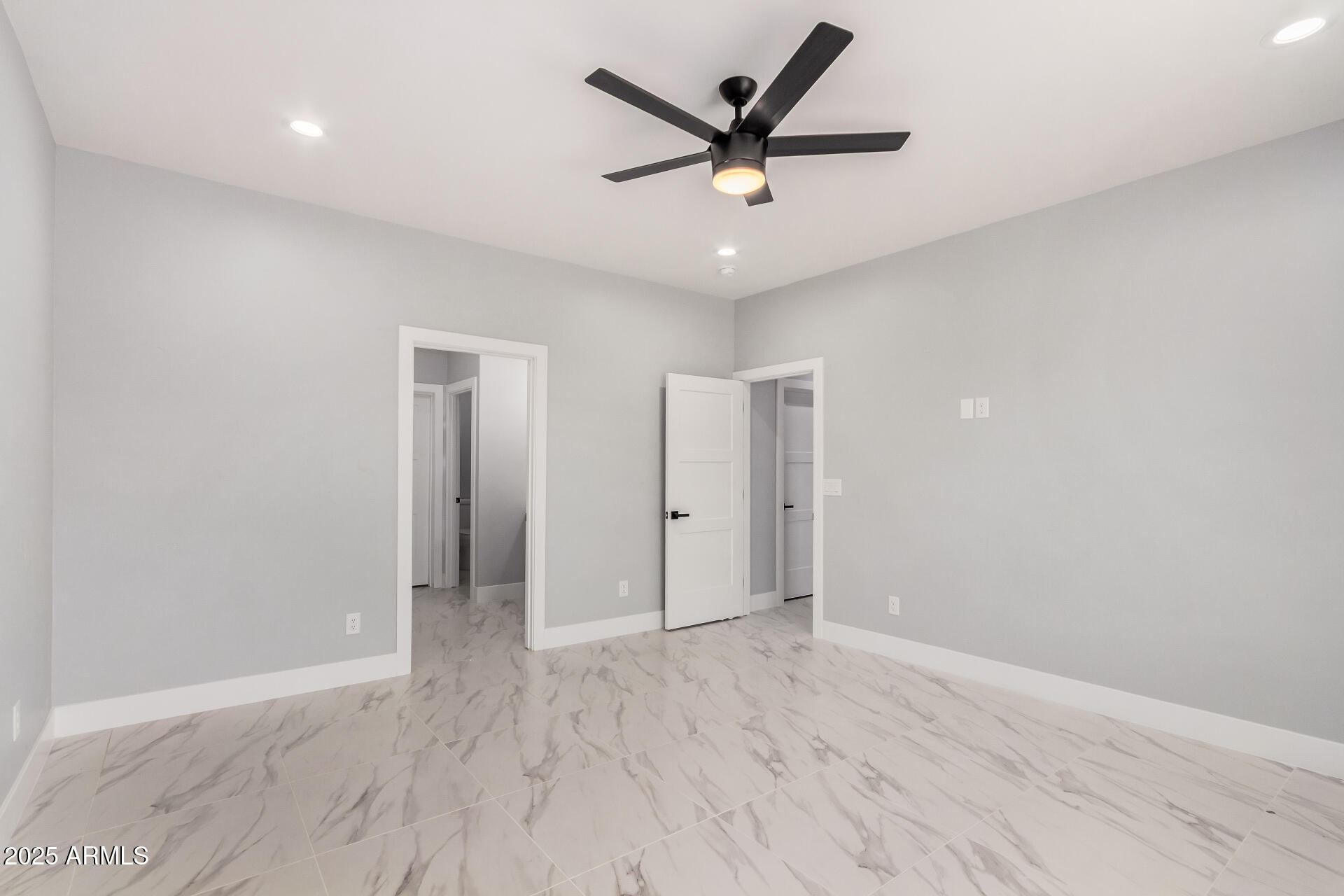 5499 E RED BIRD Lane