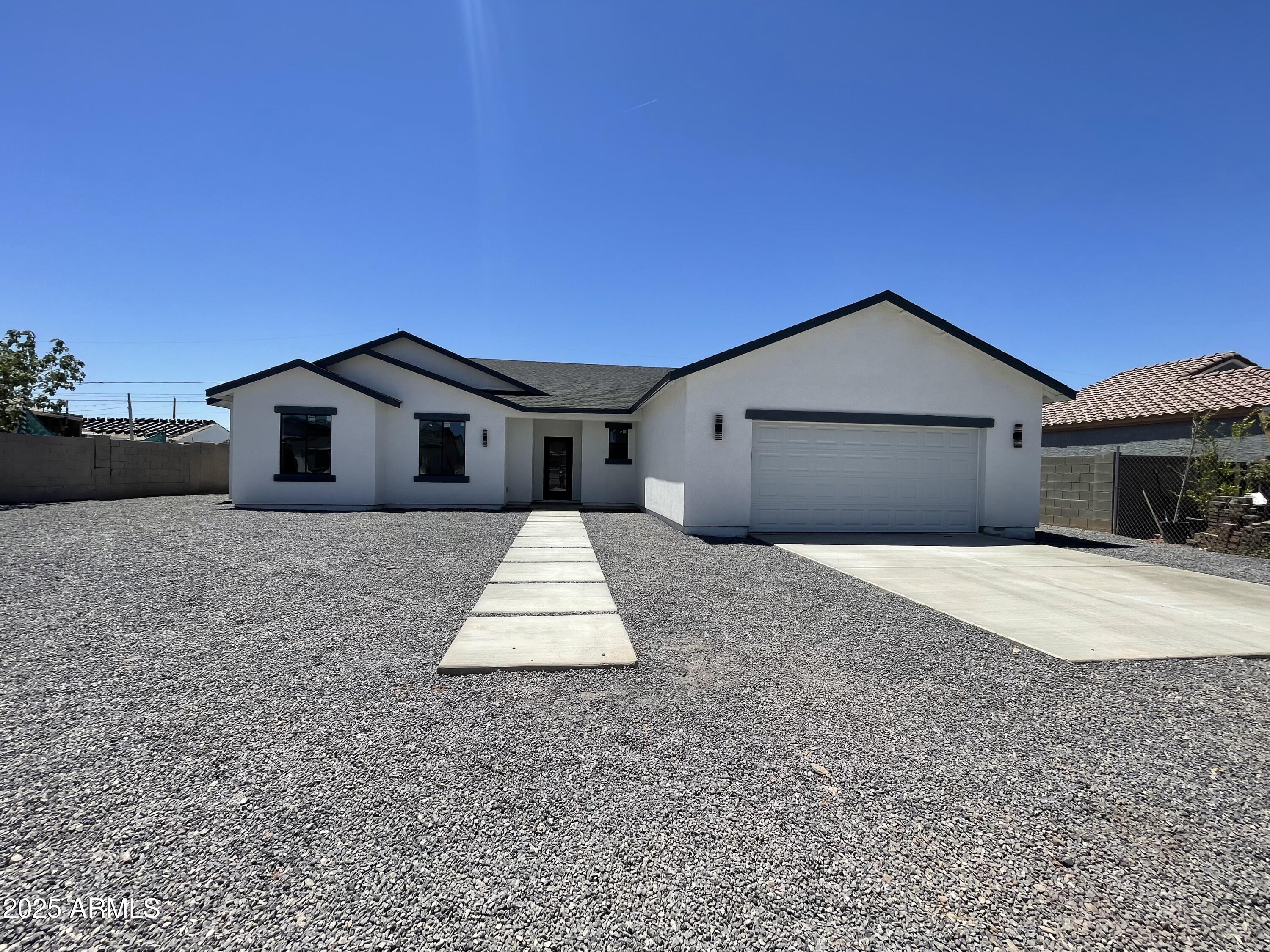 5499 E RED BIRD Lane