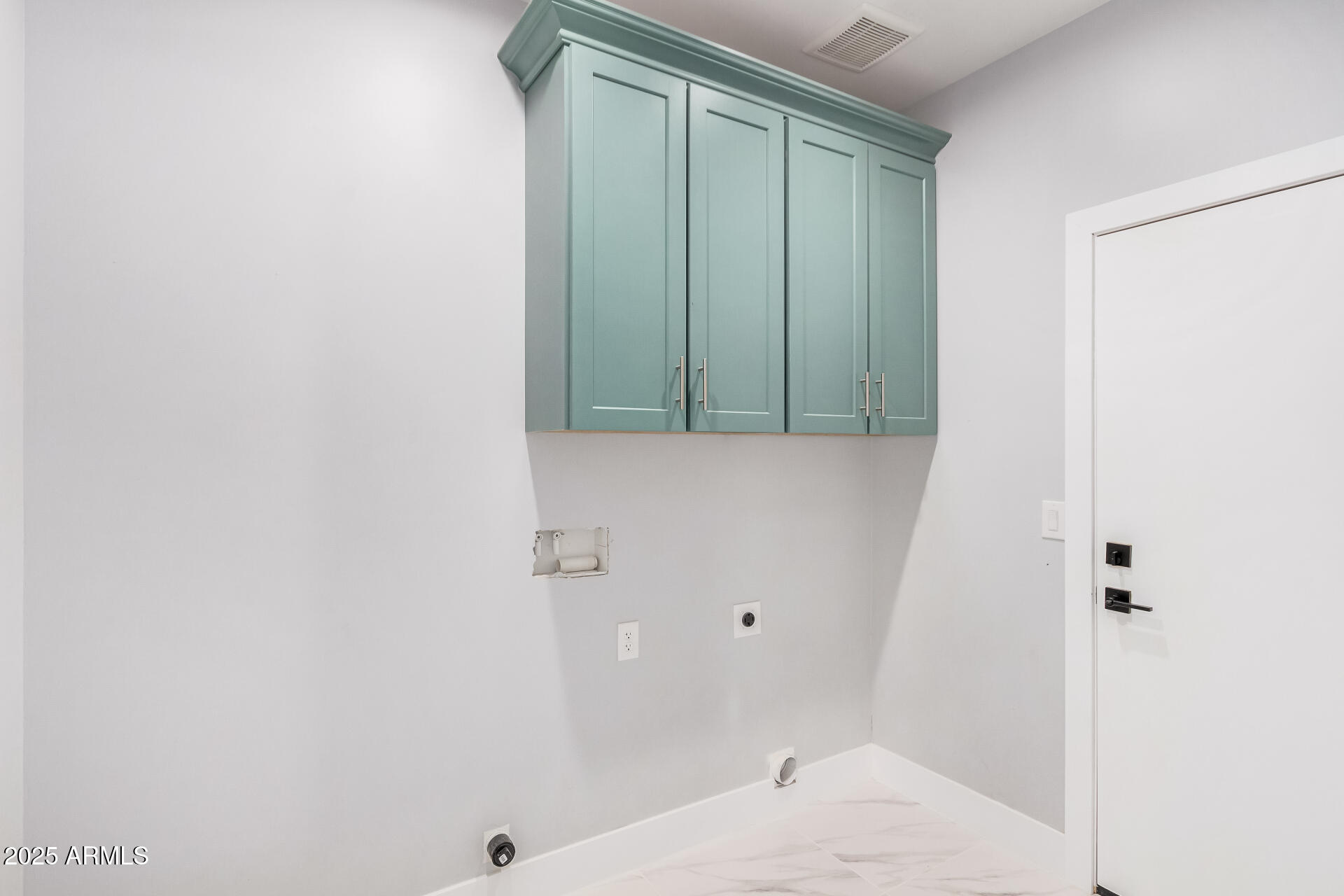 5499 E RED BIRD Lane