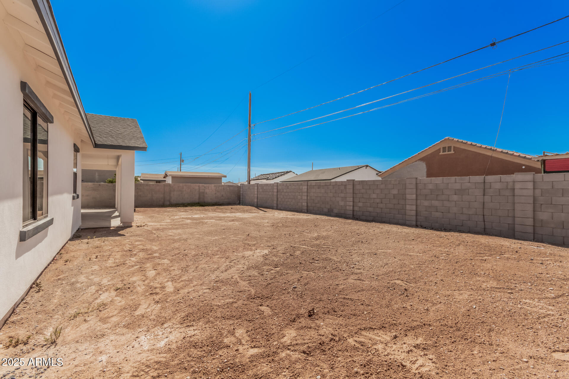 5499 E RED BIRD Lane