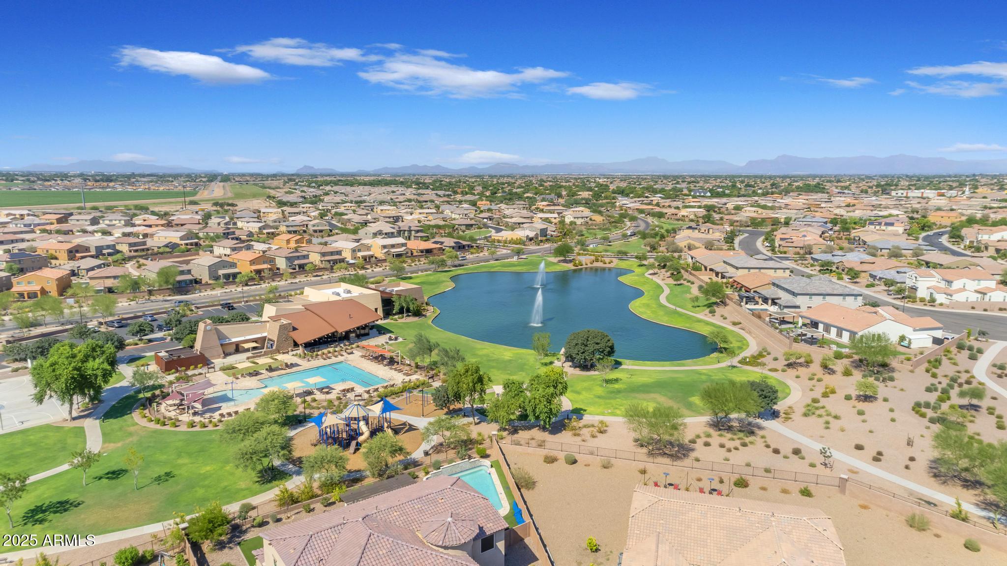 2459 E LINDRICK Drive