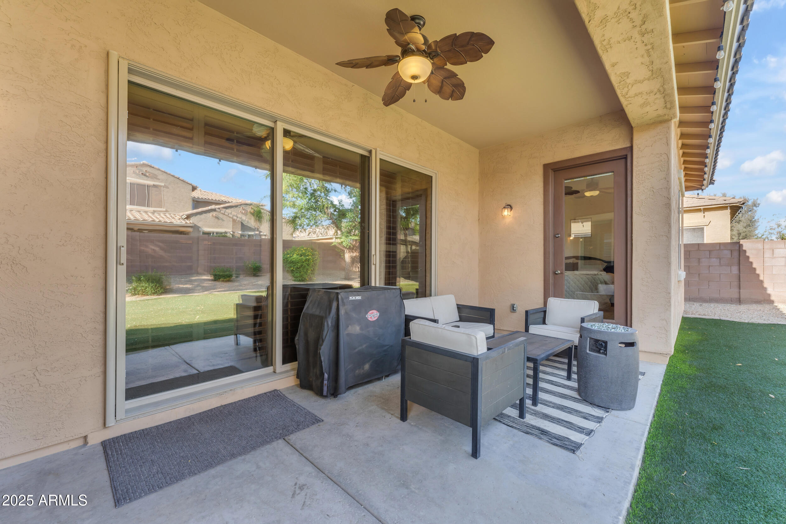 2459 E LINDRICK Drive