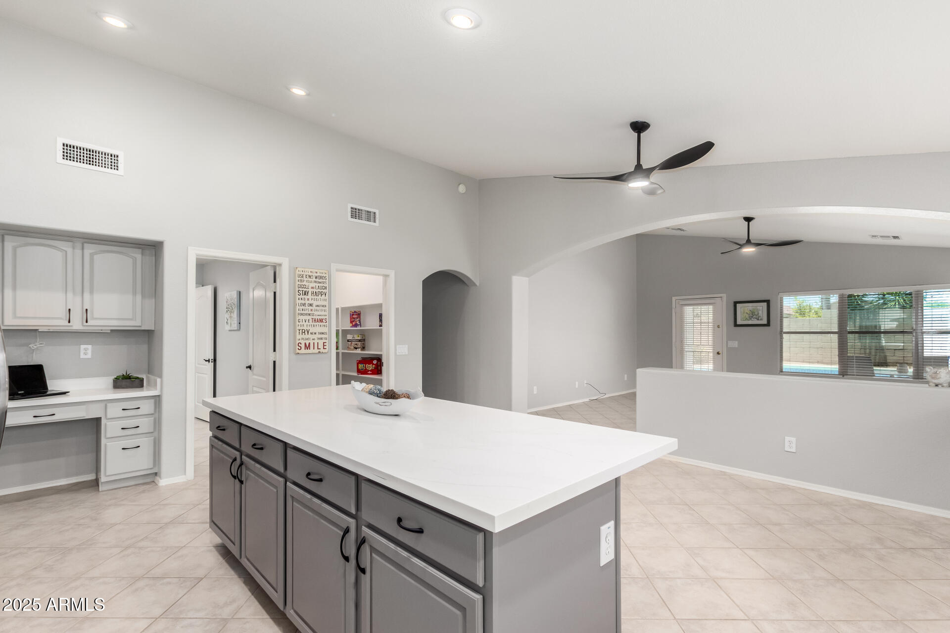 9856 E POSADA Avenue