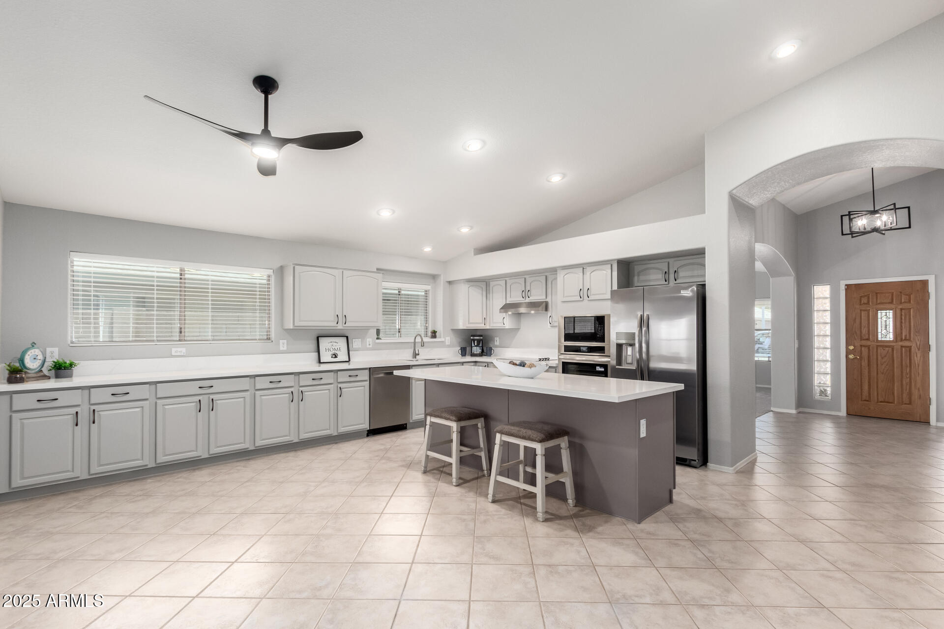 9856 E POSADA Avenue