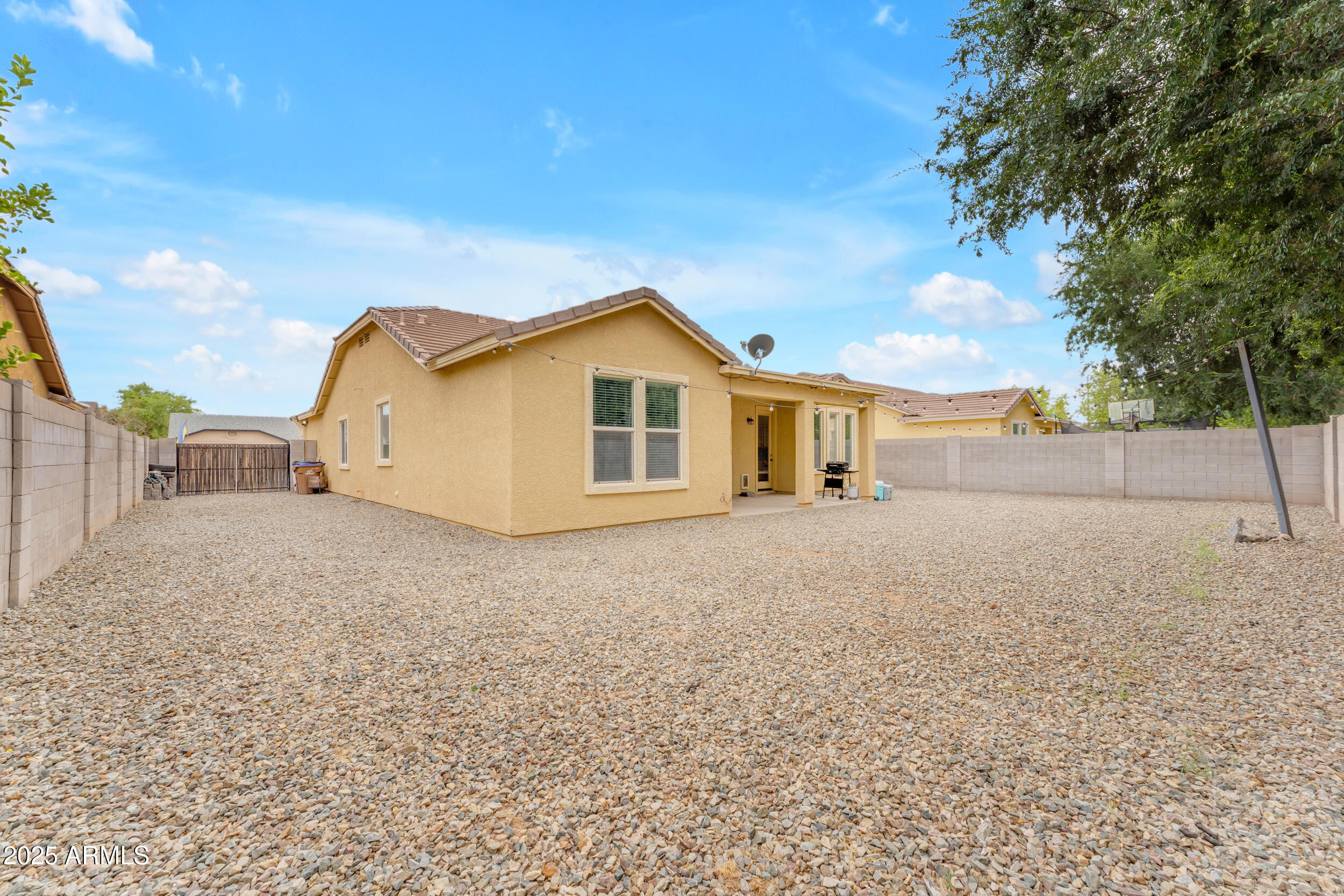 3592 E SANDWICK Drive
