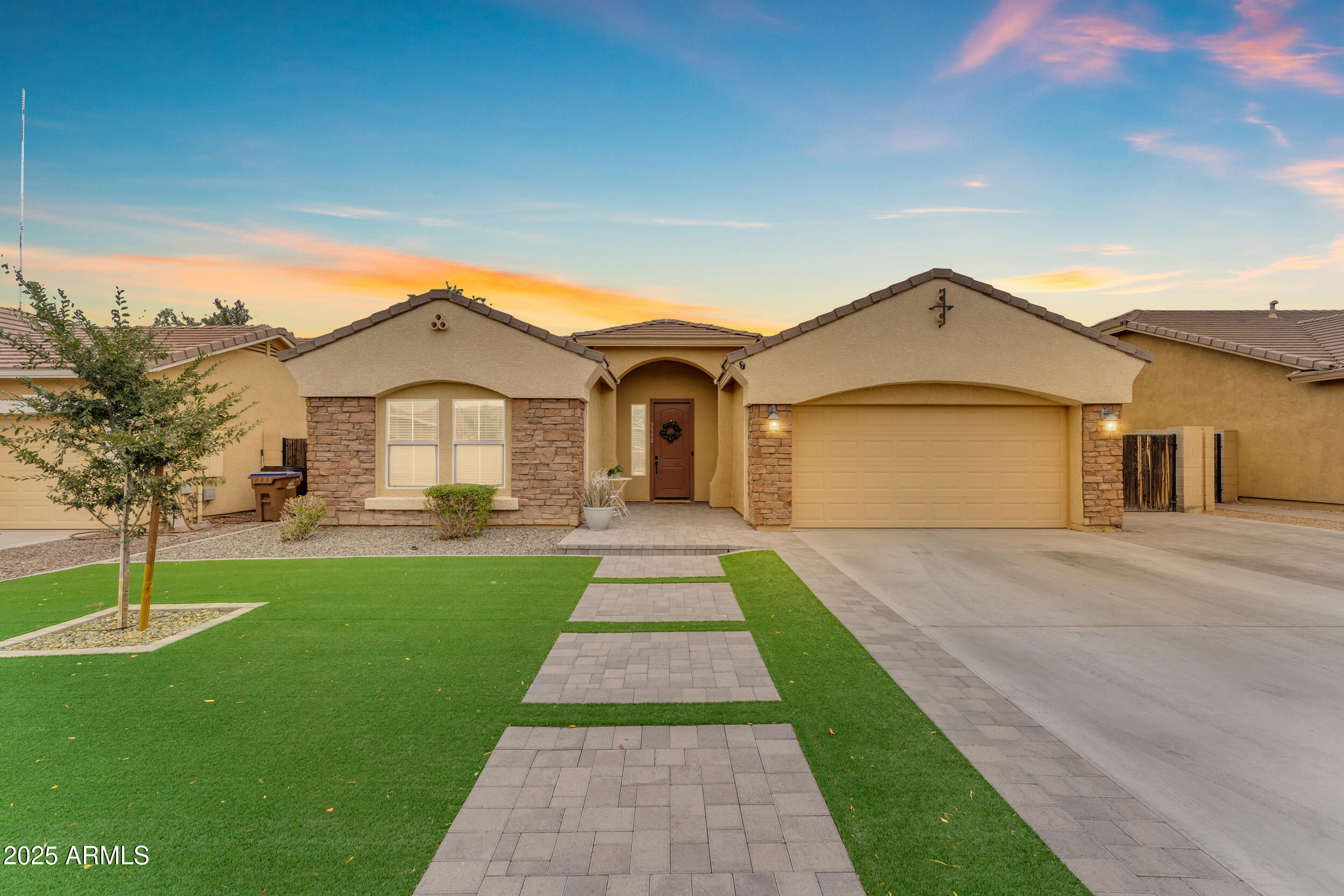 3592 E SANDWICK Drive