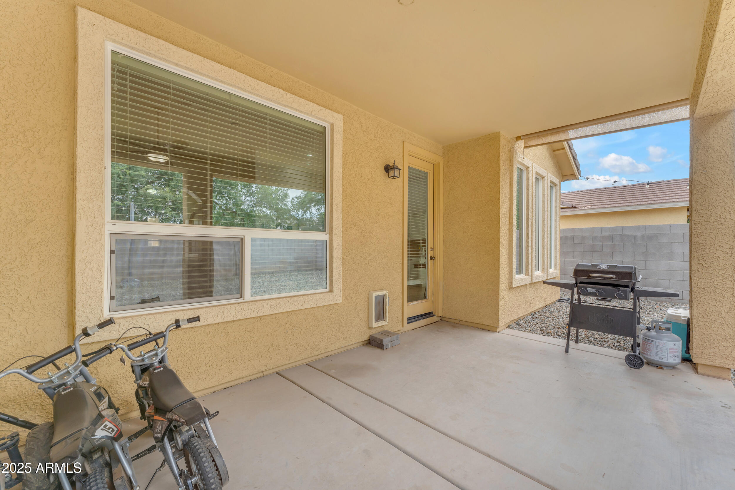 3592 E SANDWICK Drive