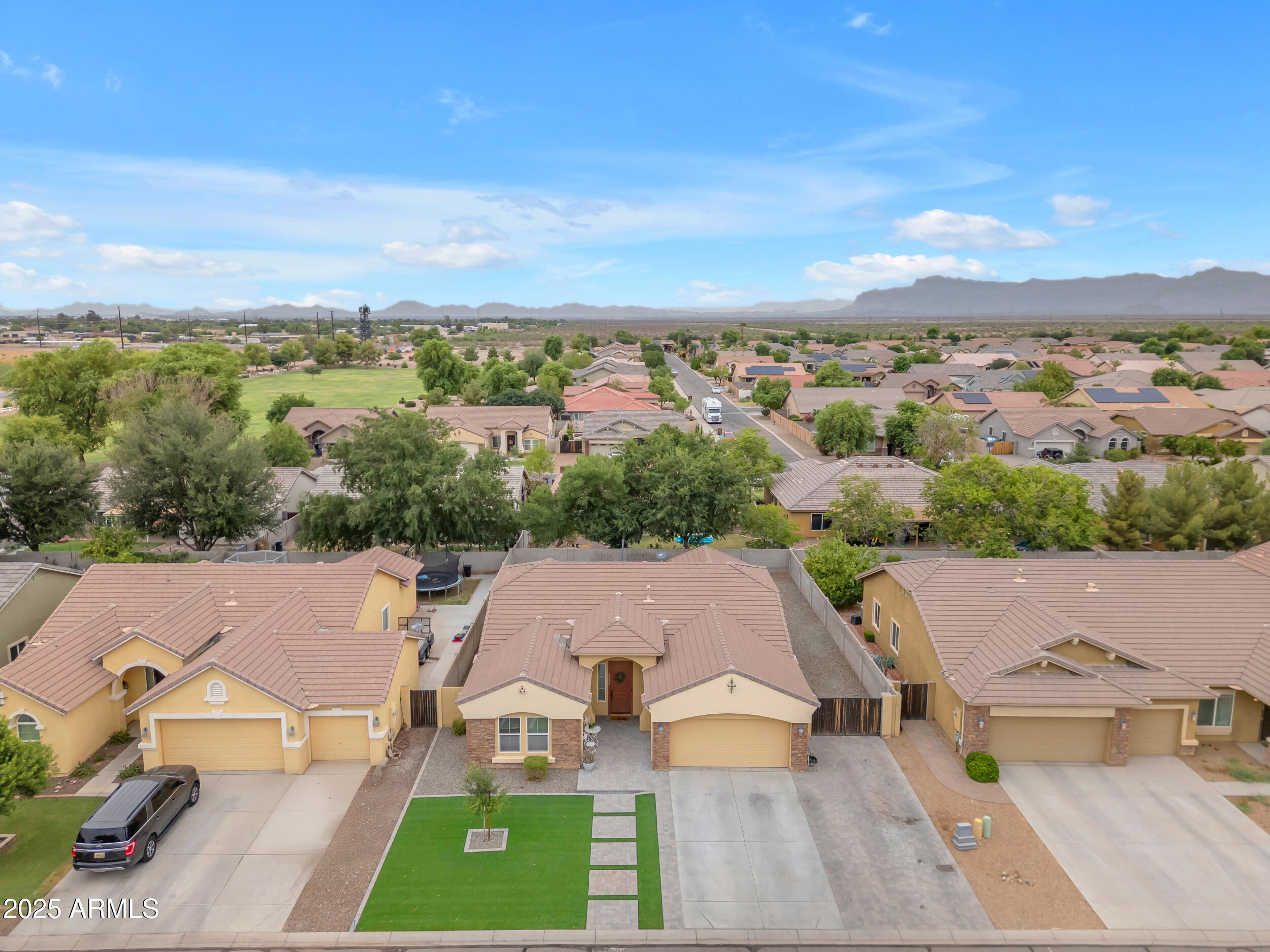 3592 E SANDWICK Drive