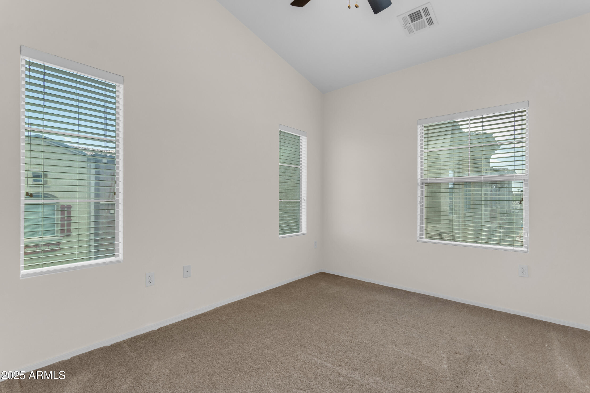 240 W JUNIPER Avenue, 1241