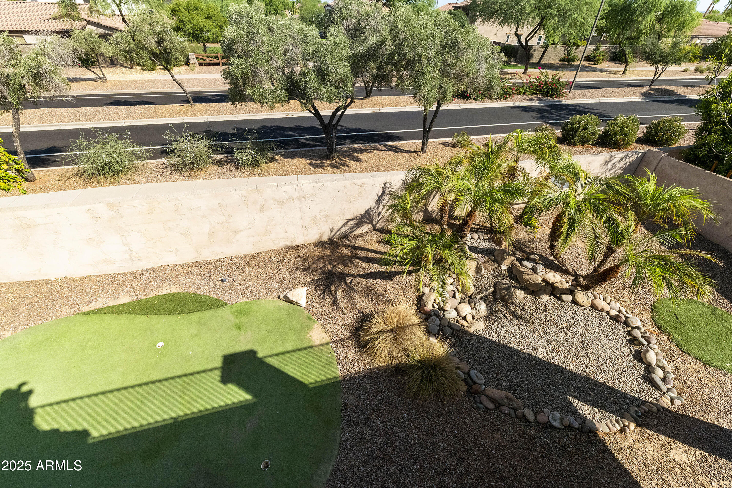 4220 E MARSHALL Avenue