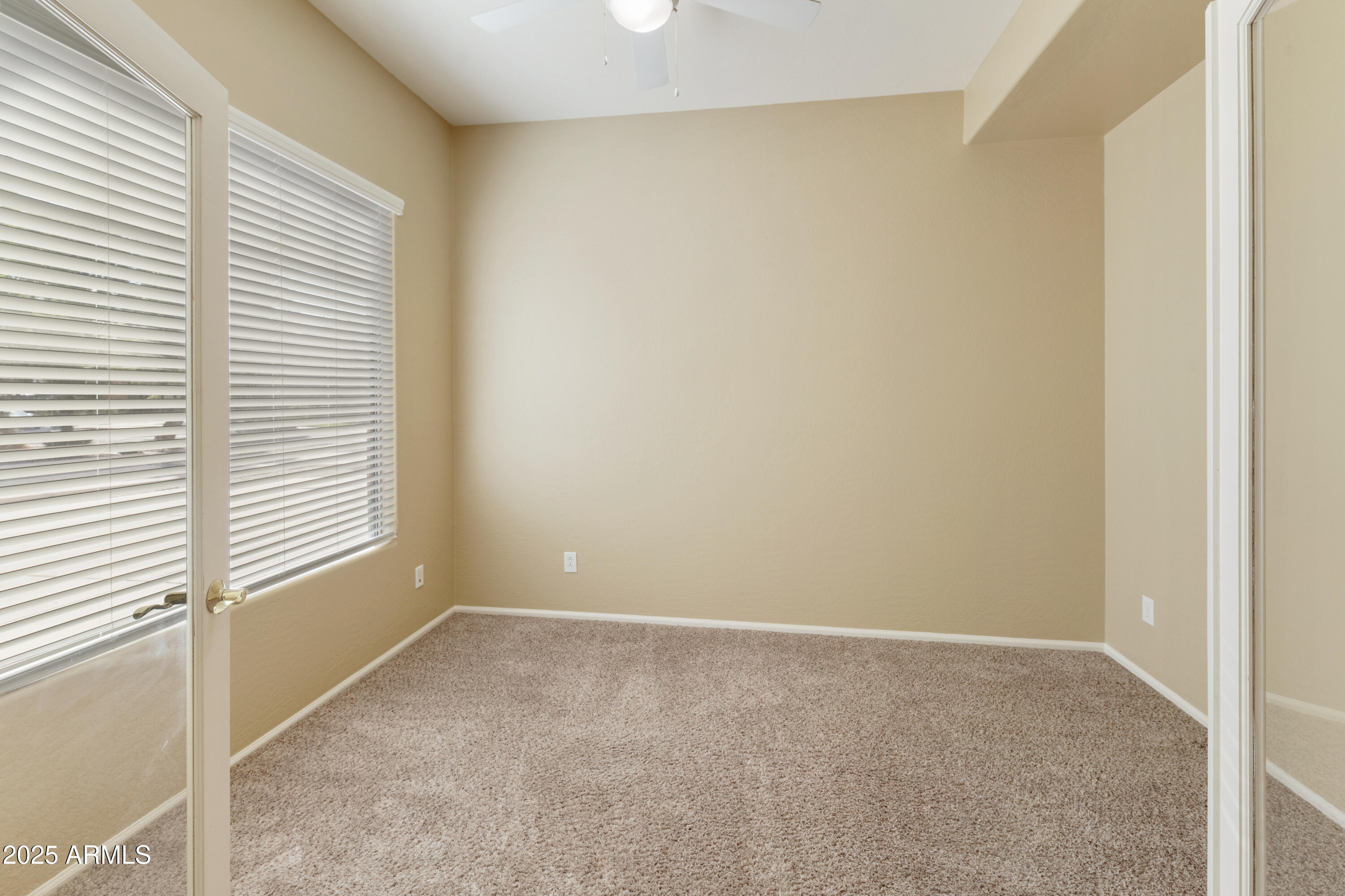 4220 E MARSHALL Avenue