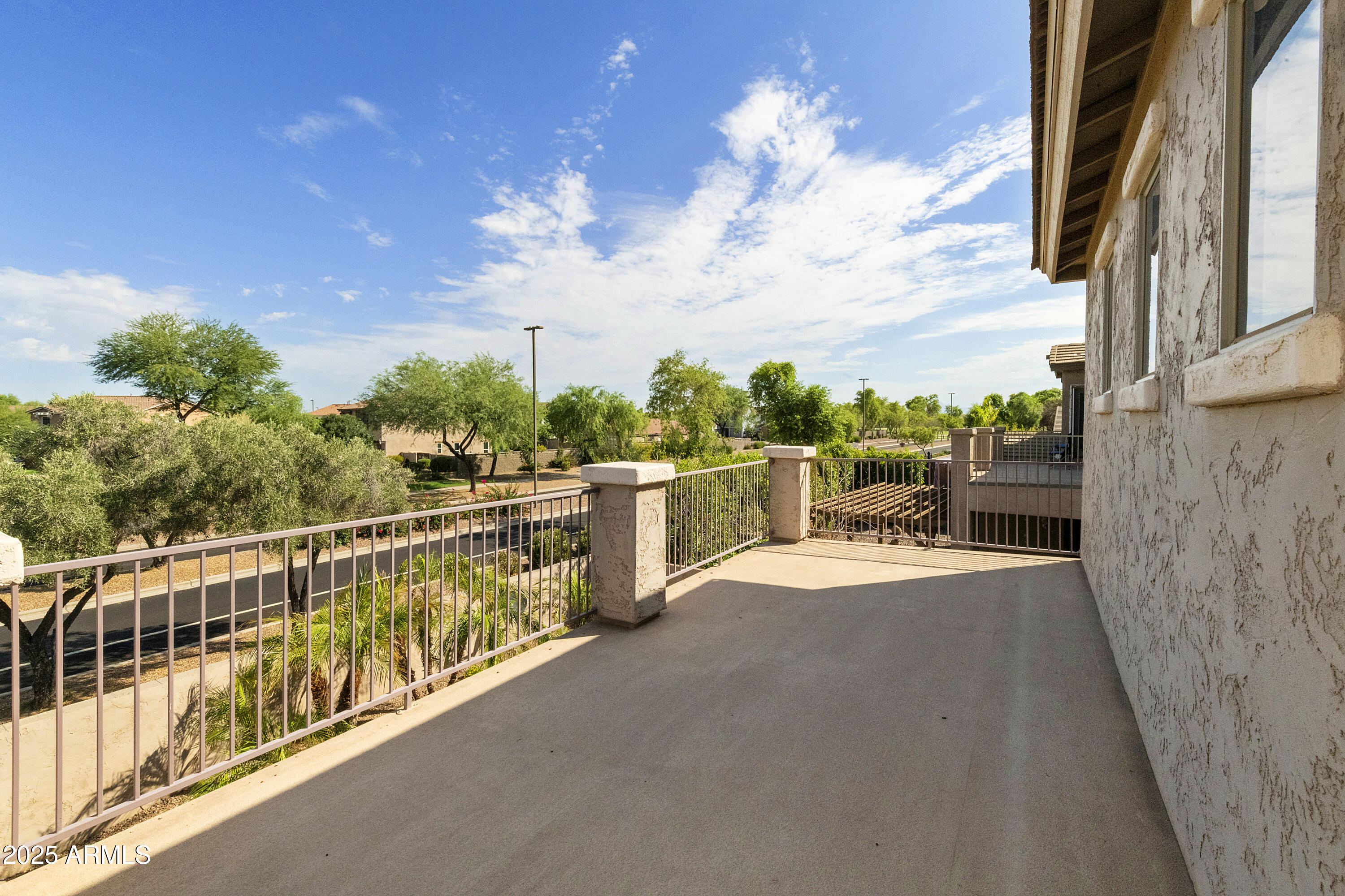 4220 E MARSHALL Avenue