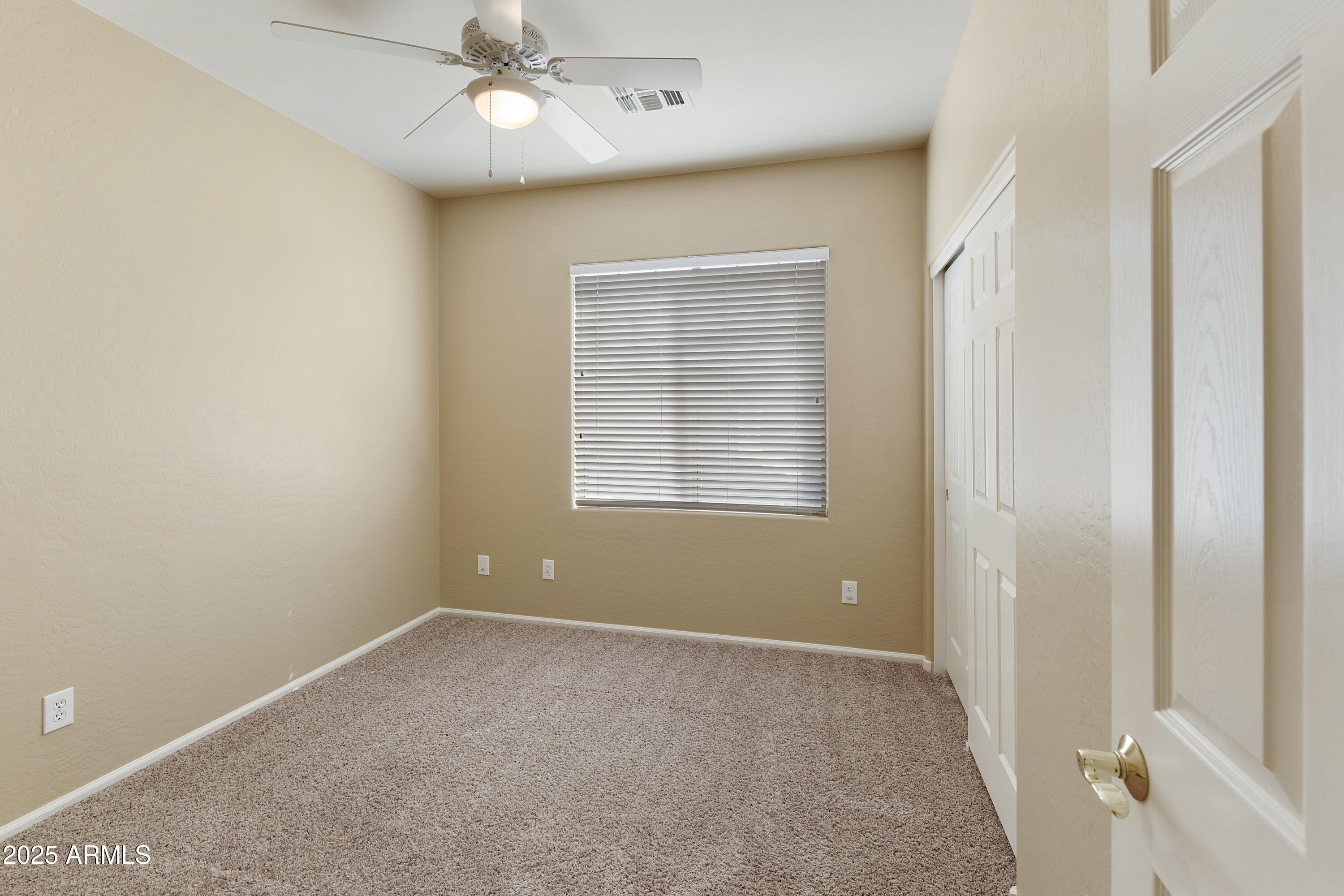 4220 E MARSHALL Avenue