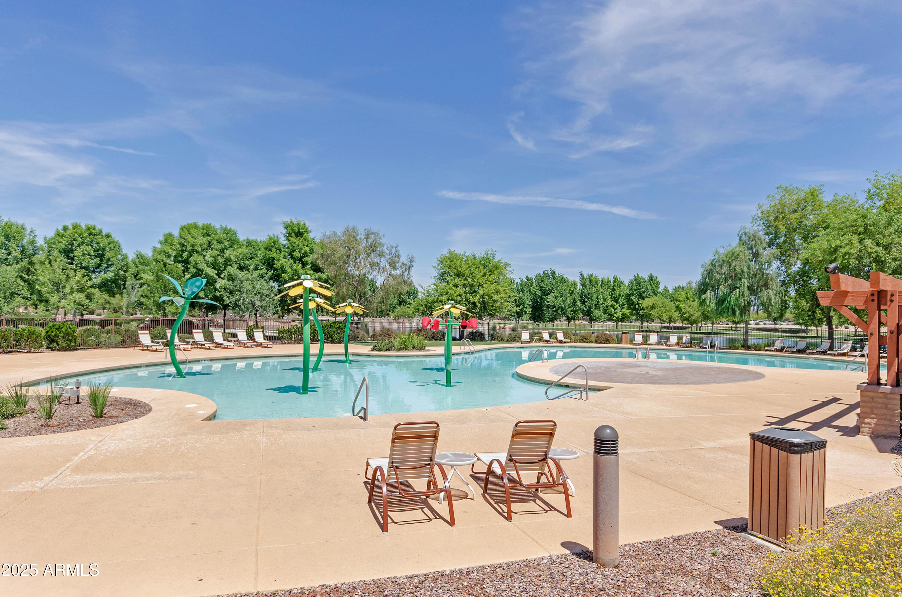 4220 E MARSHALL Avenue