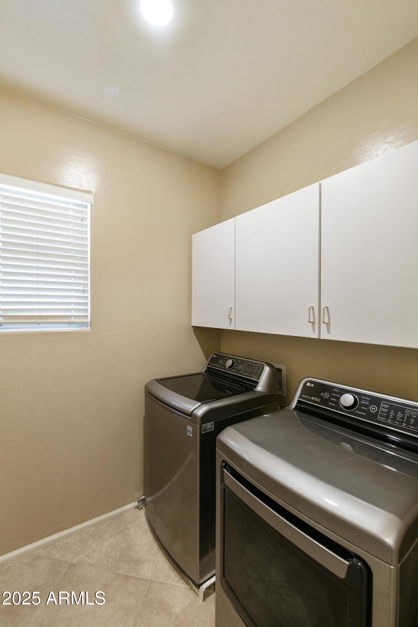 4220 E MARSHALL Avenue