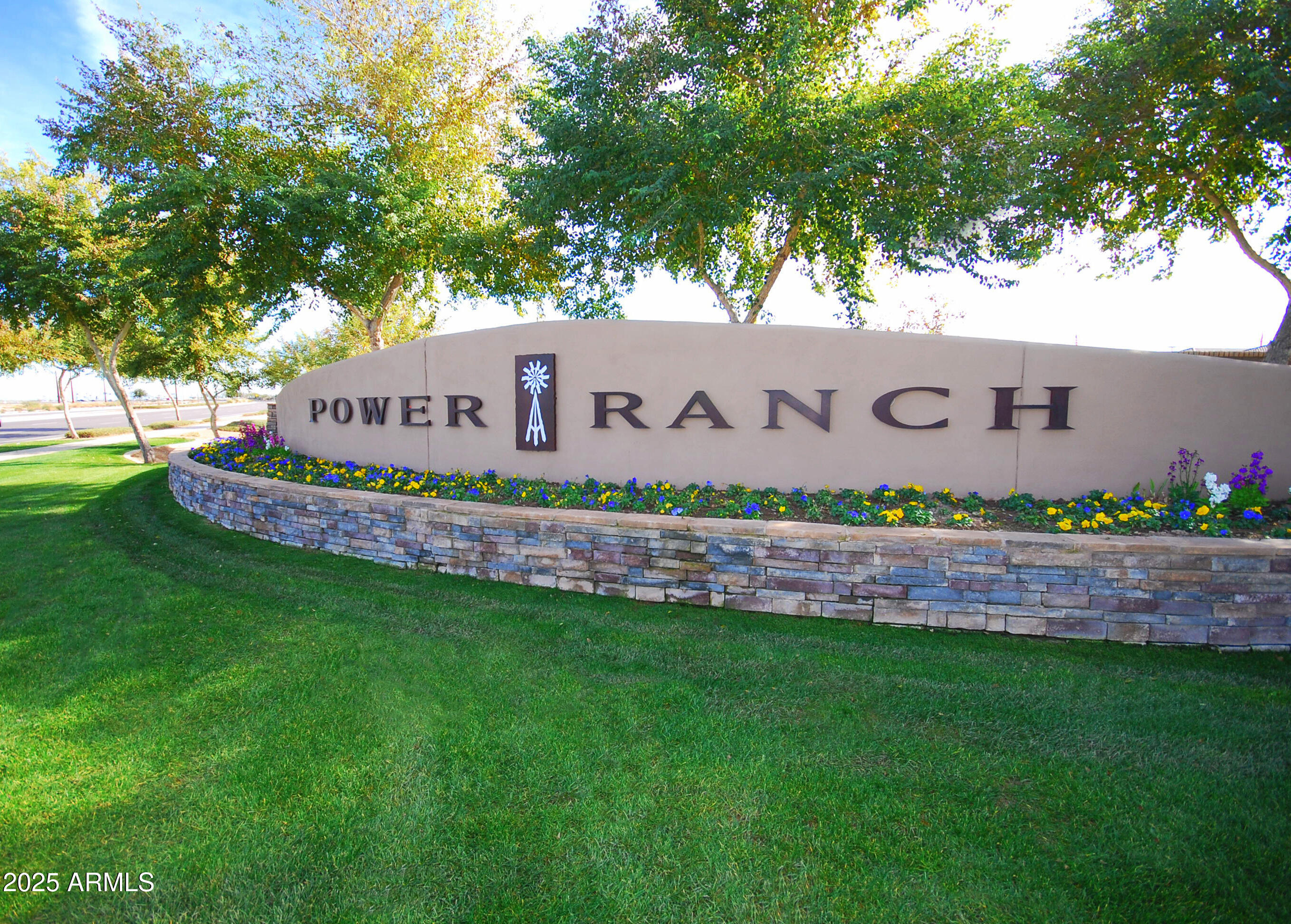 4220 E MARSHALL Avenue