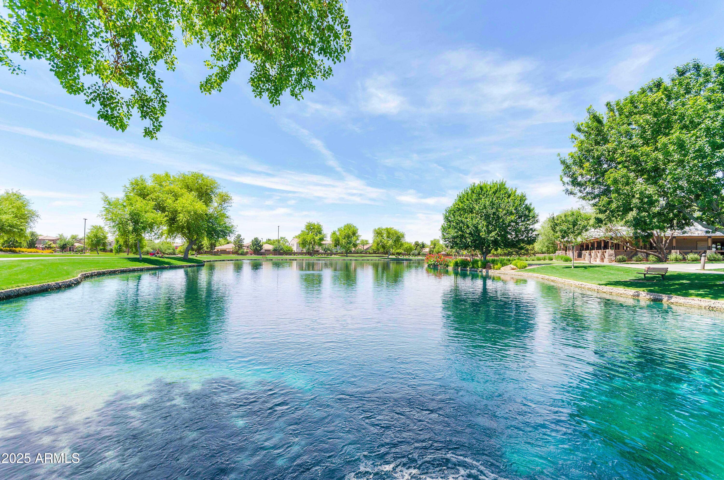 4220 E MARSHALL Avenue