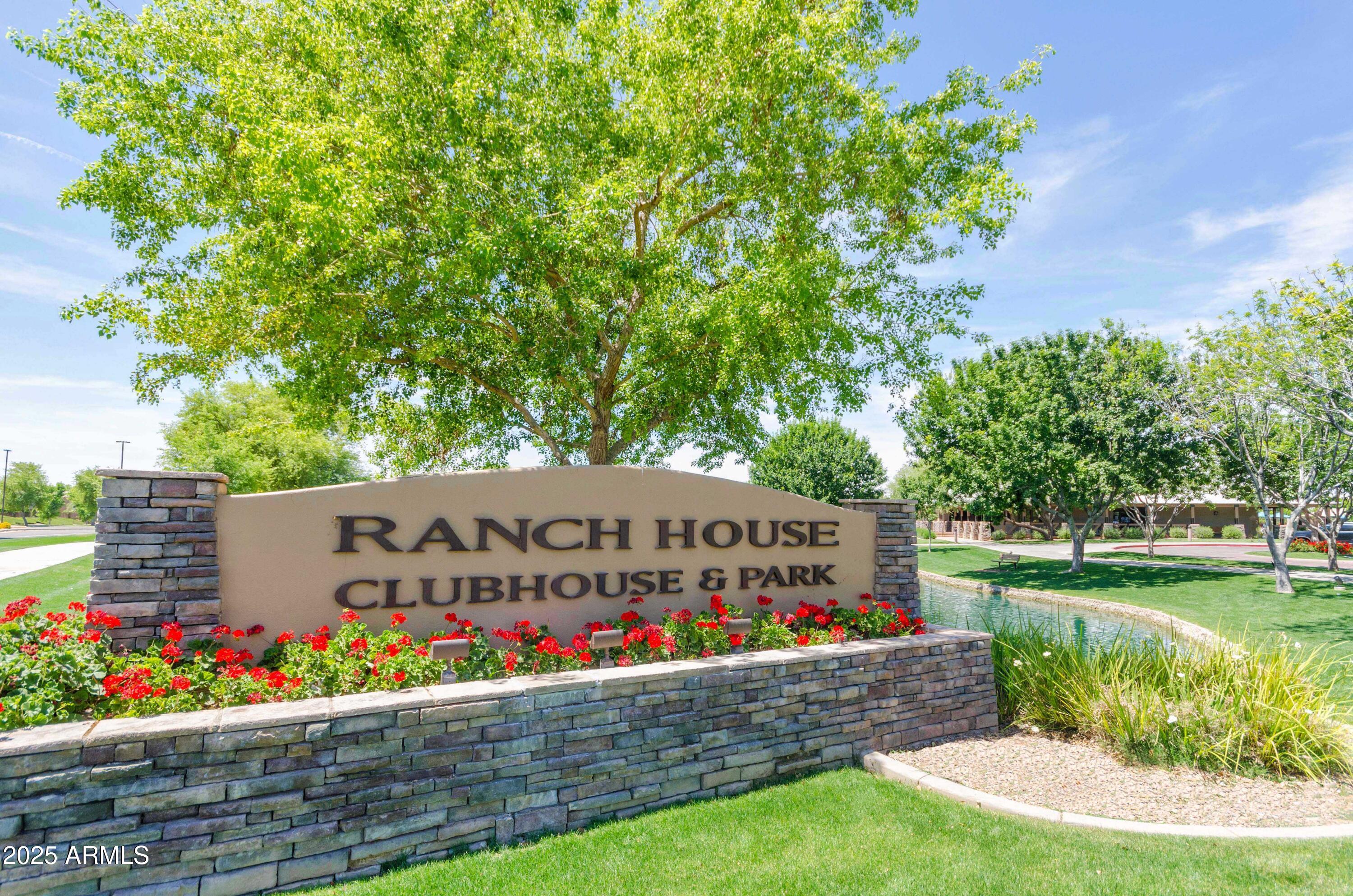 4220 E MARSHALL Avenue