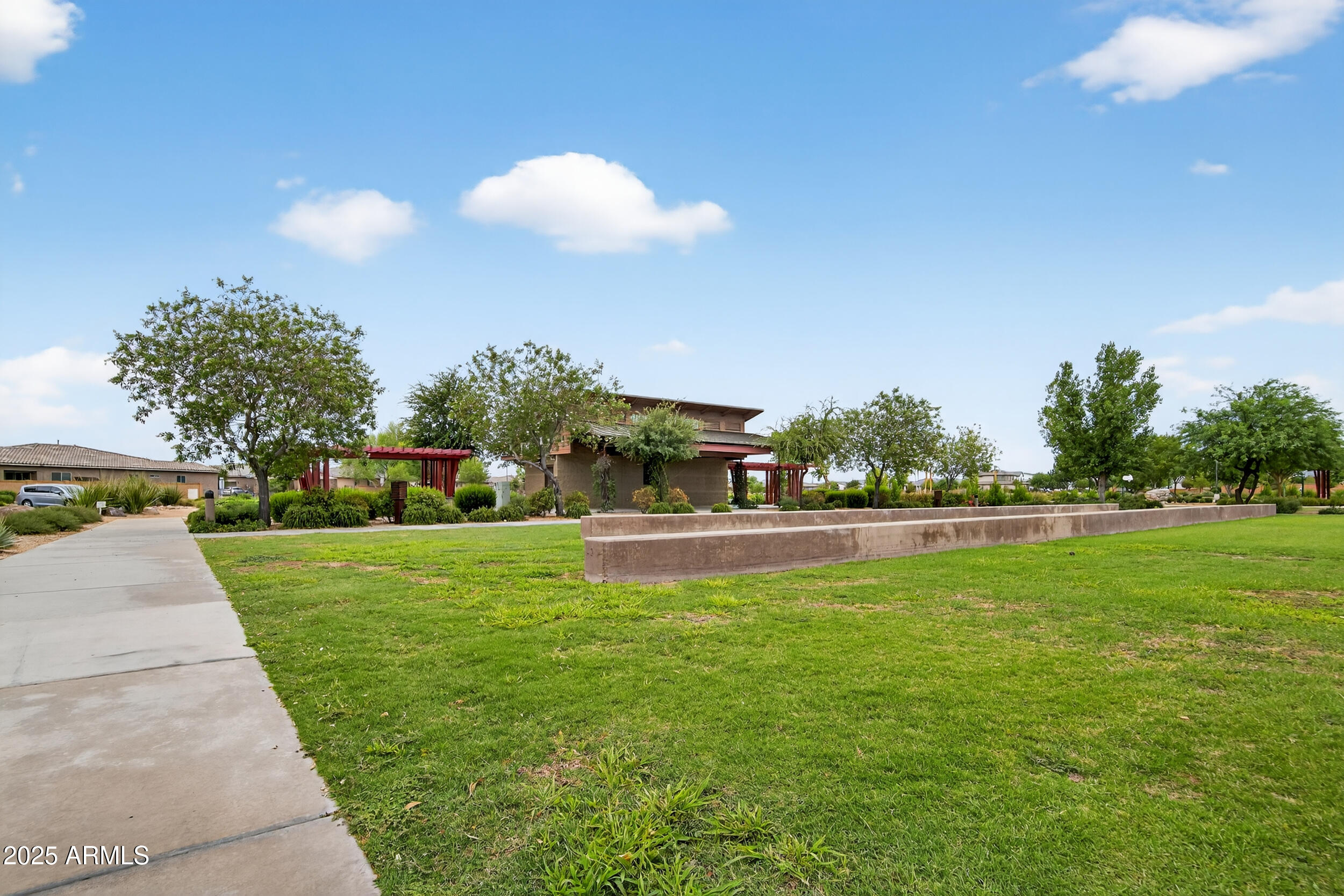 22484 E Calle De Flores