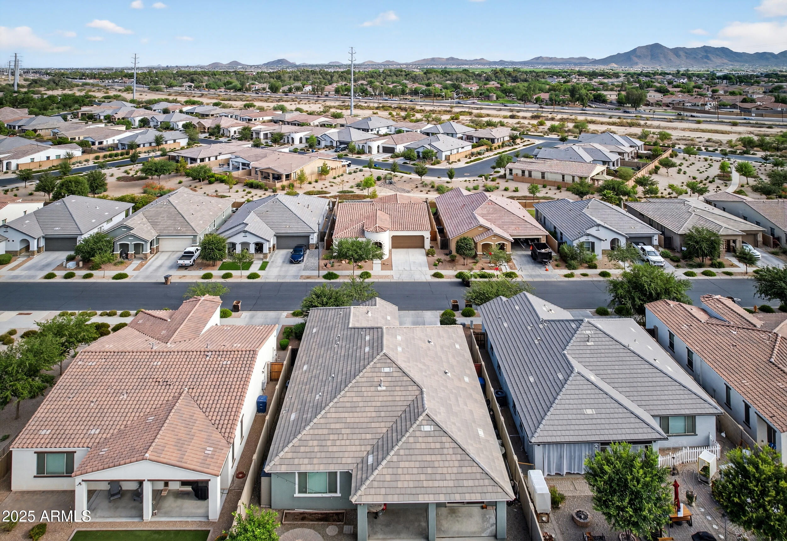22484 E Calle De Flores
