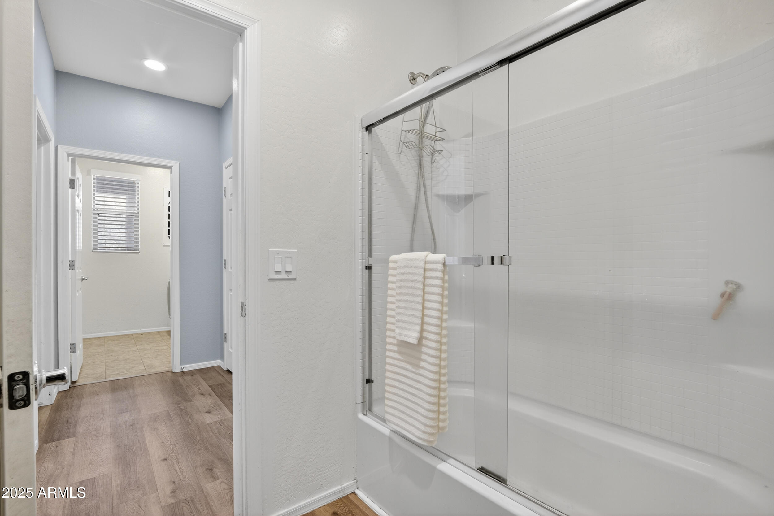 22484 E Calle De Flores
