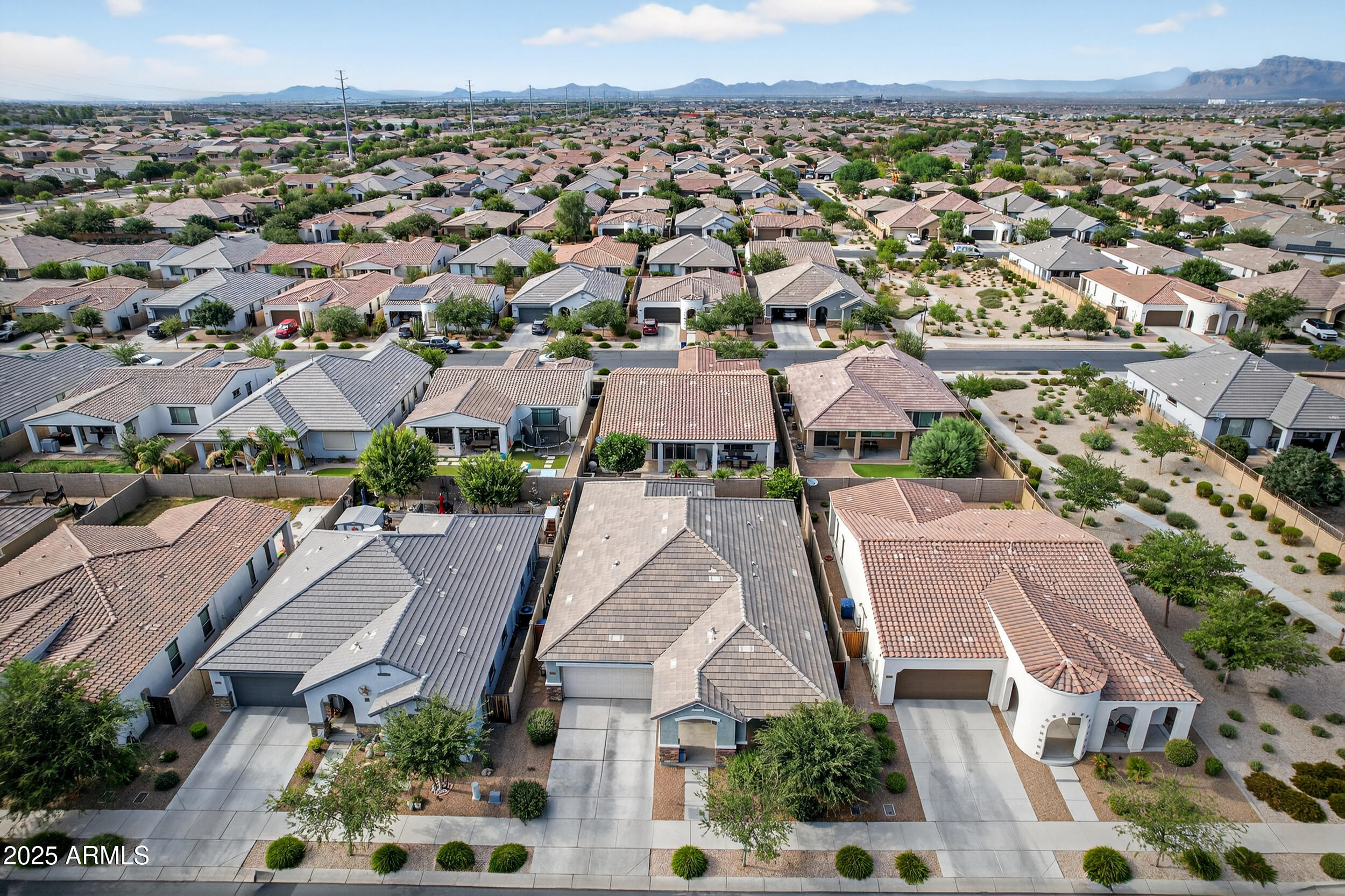 22484 E Calle De Flores